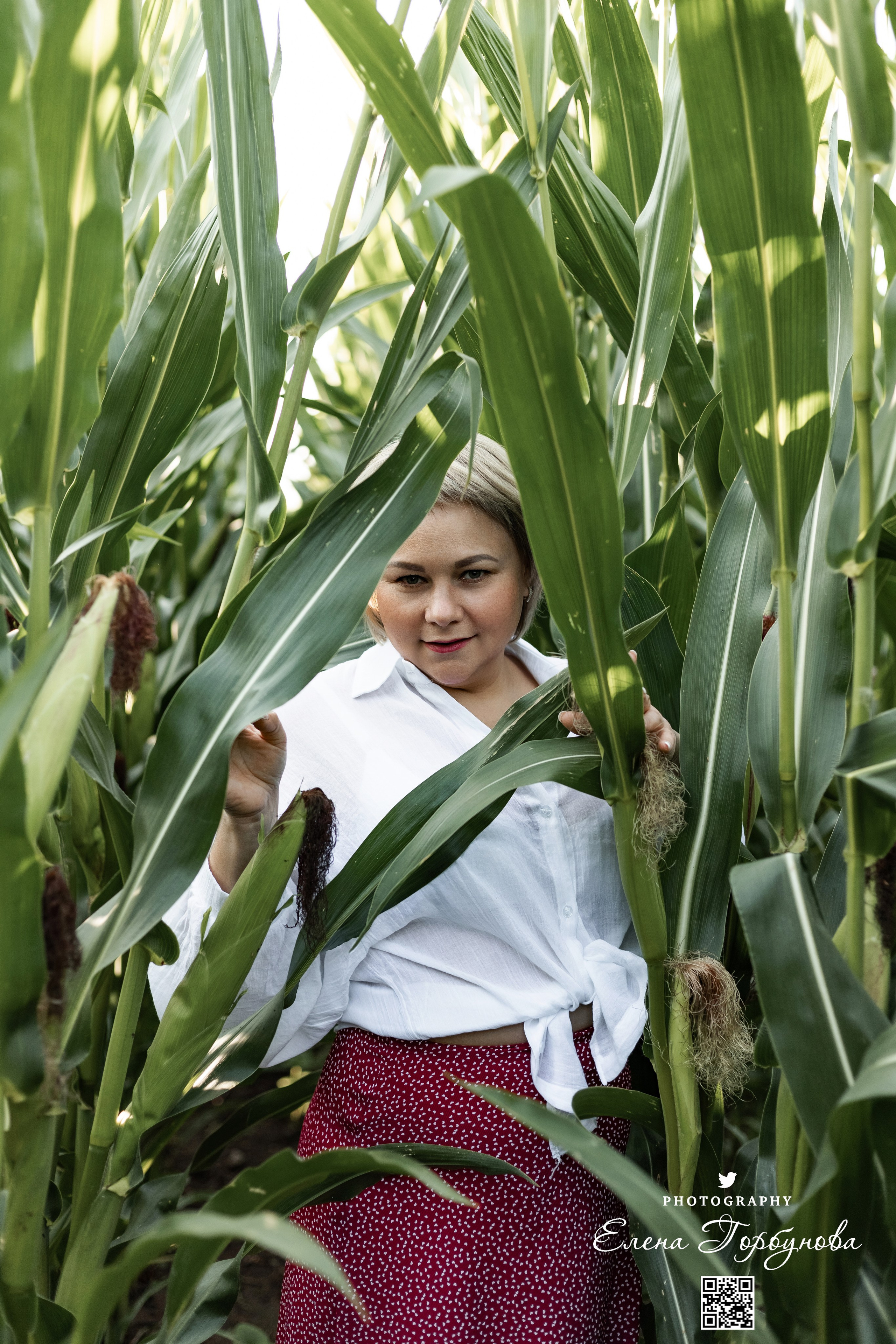Елена в Кукурузе. Август 2024. Фотограф Пермь. Свадьбы. Семья и дети, школа, д. сад. Фотокниги