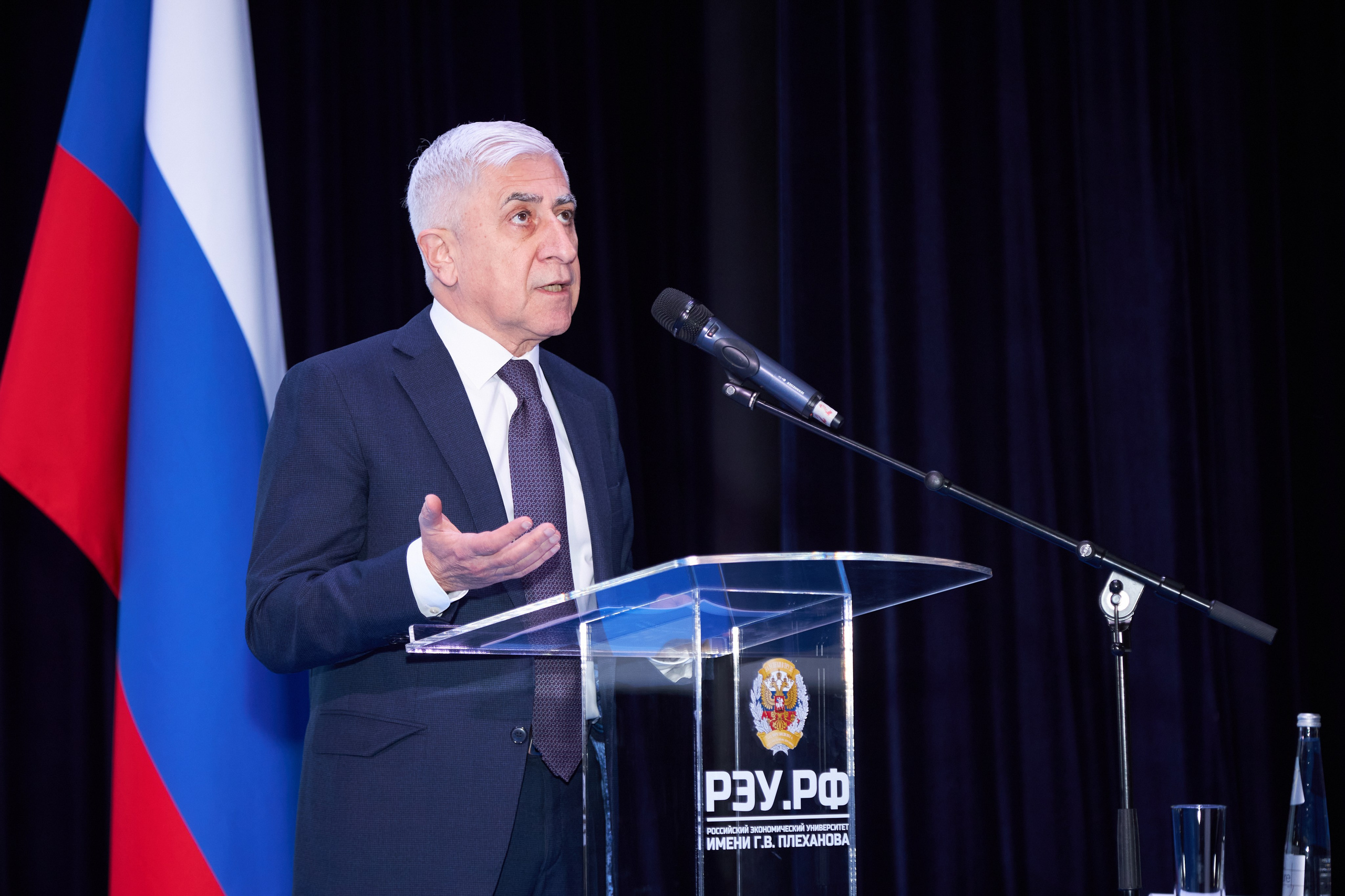 Седьмой профессорский форум. Фотограф Савченко Люба. Москва