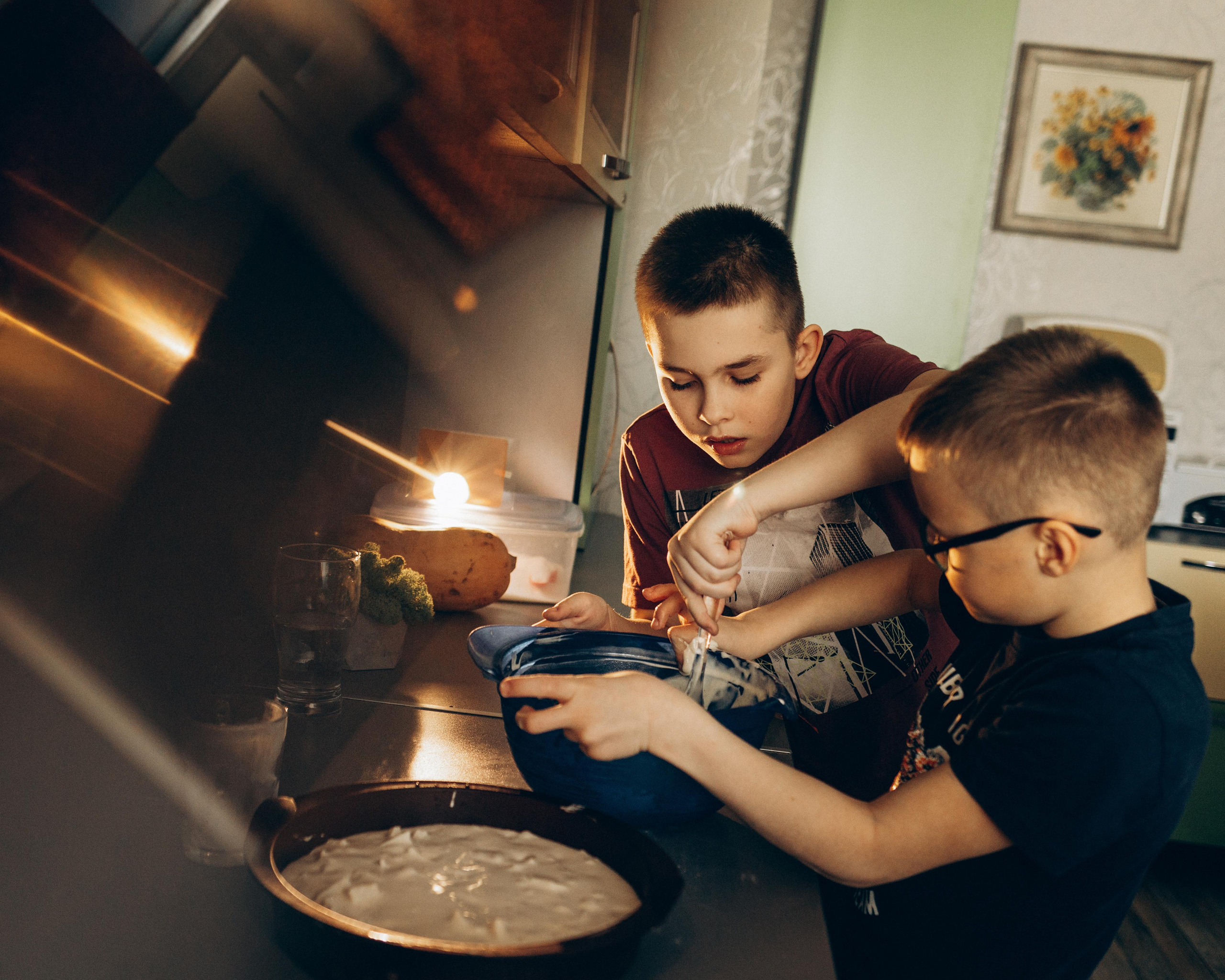 Ирина, Захар и Егор. Домашняя съемка. Портретный и семейный фотограф в Саратове Елена Шустова