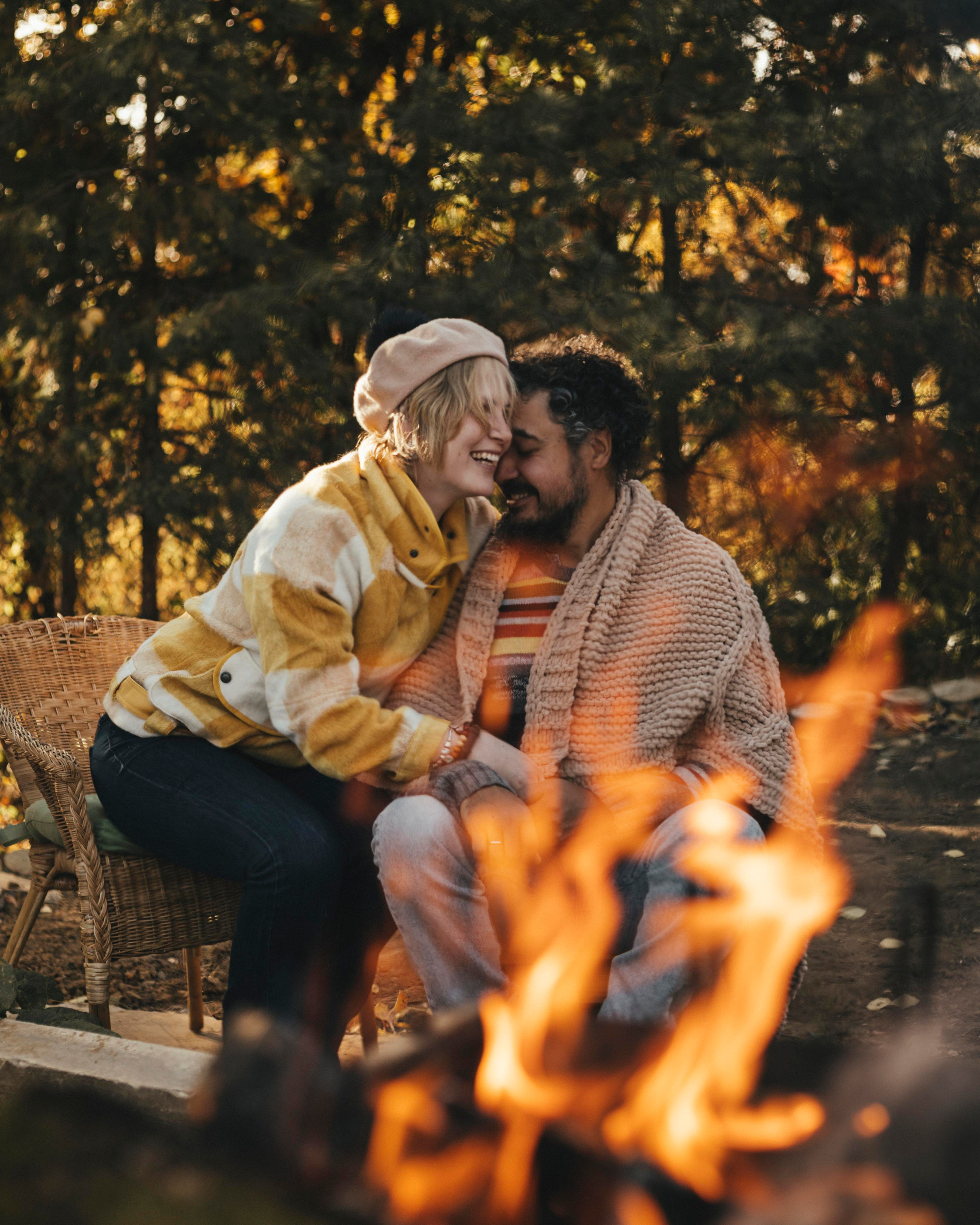 Вика, Вадим, Доминика и Макар. Осенняя съемка в домике. Портретный и семейный фотограф в Саратове Елена Шустова