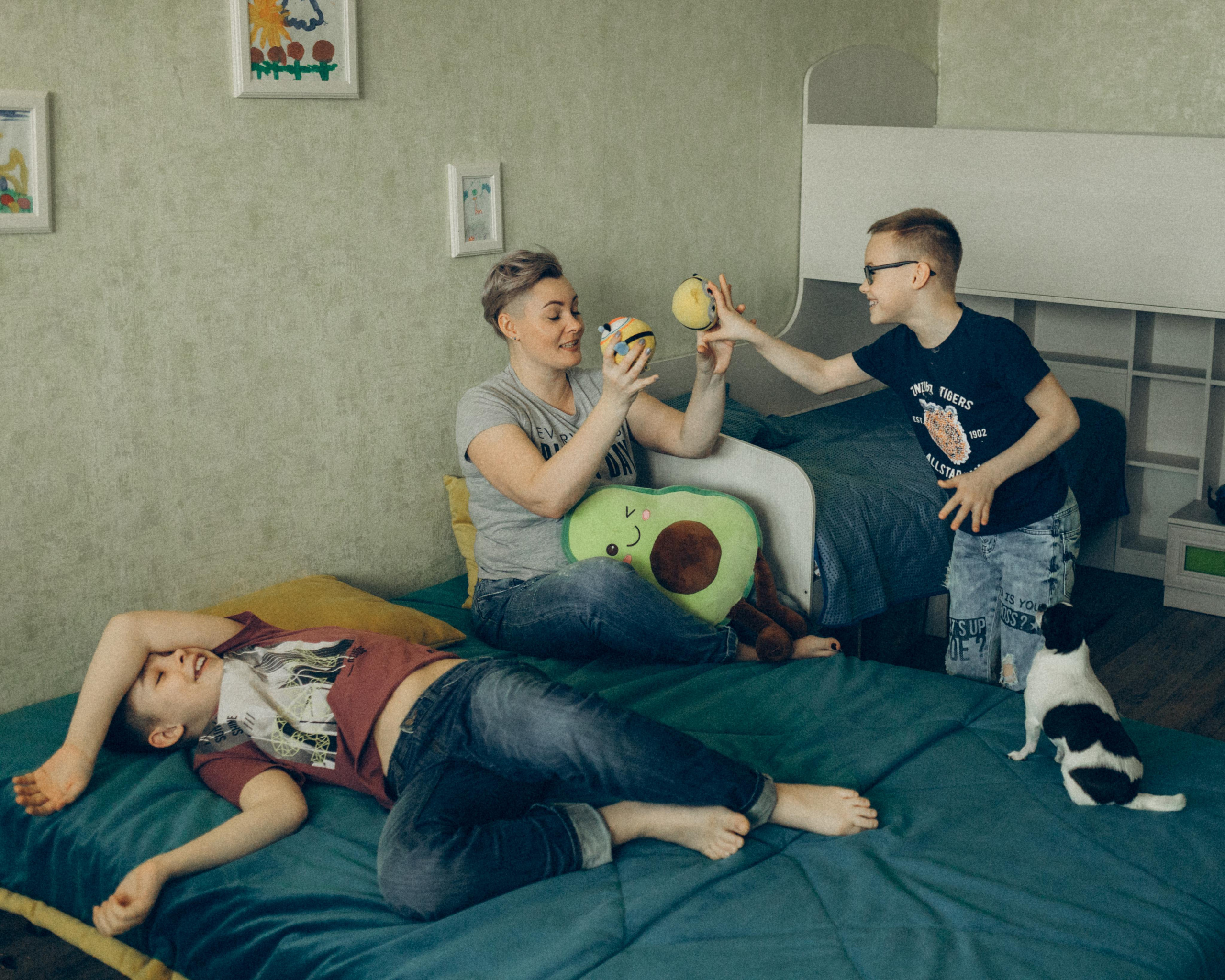 Ирина, Захар и Егор. Домашняя съемка. Портретный и семейный фотограф в Саратове Елена Шустова