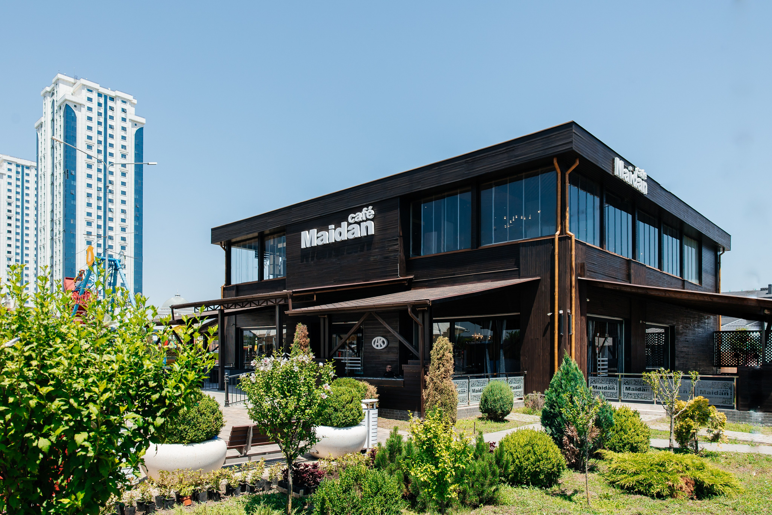 Грозный Maidan. Самый свадебный фотограф