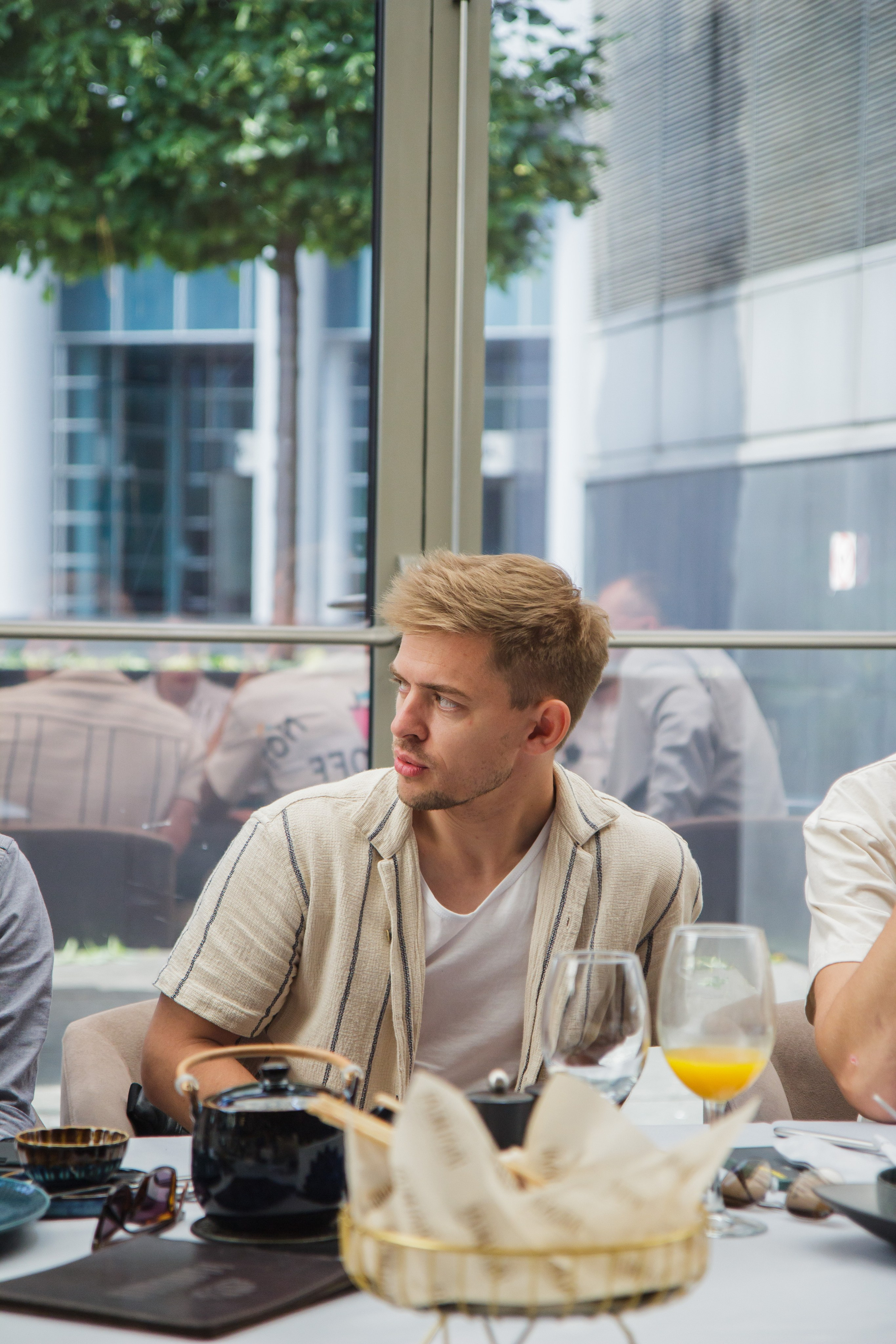 Бизнес-завтрак Германа Гаврилова. Фотограф Москва — личные фотосессии, лавстори в студии
