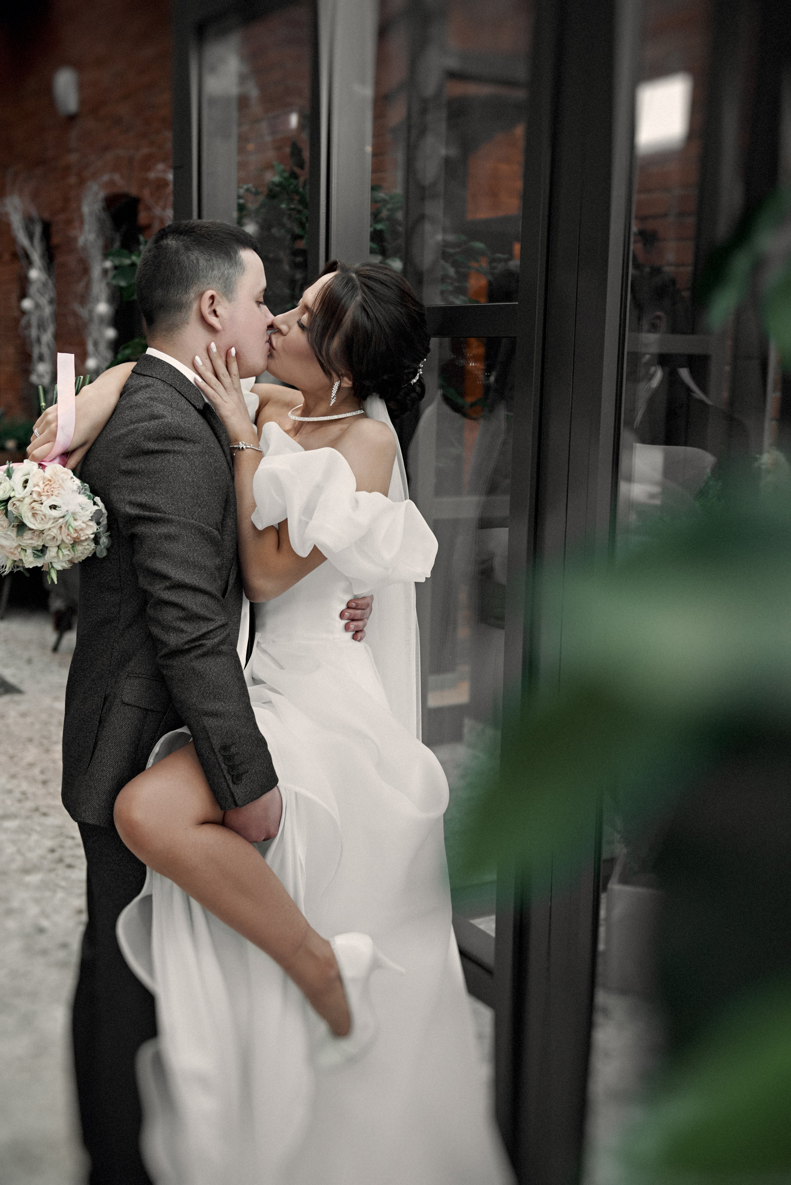 8.12.23 Саша и Ирина. Свадебный фотограф Юлия Гусева