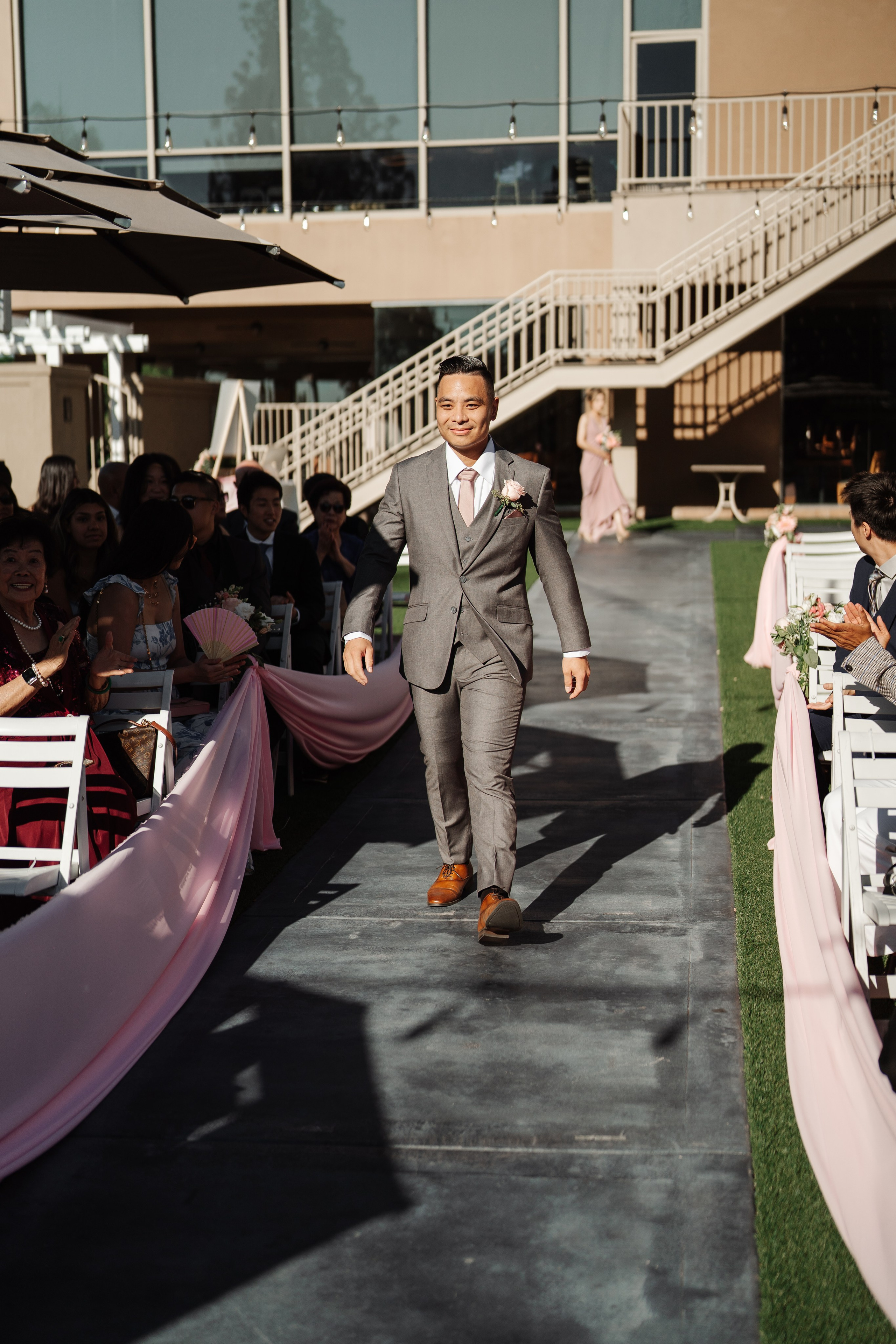 2025-08-16_AndreaChristopher. Ретушер Зенькевич Света