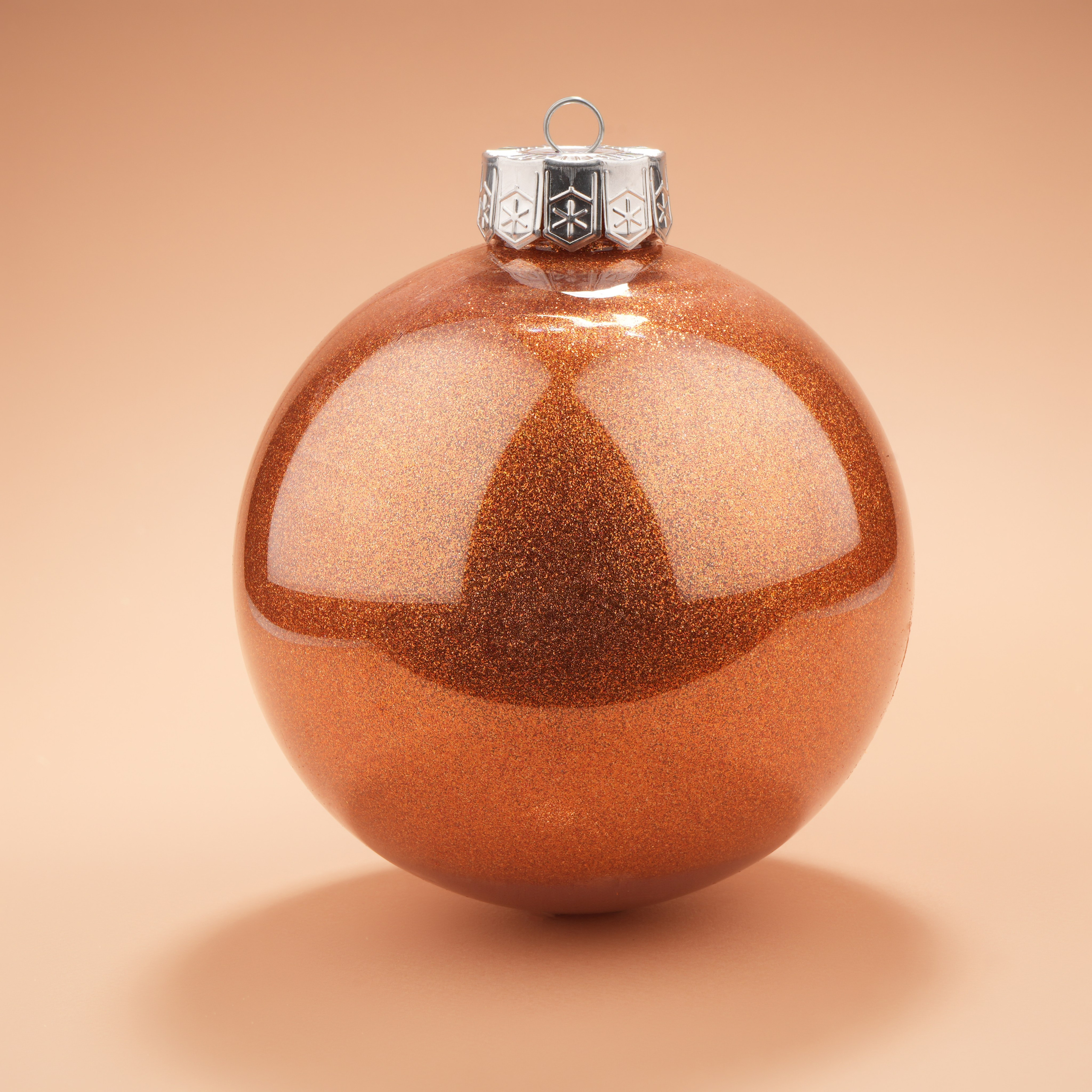 Елочные игрушки и шары. Профессиональный фотограф в Москве и МО