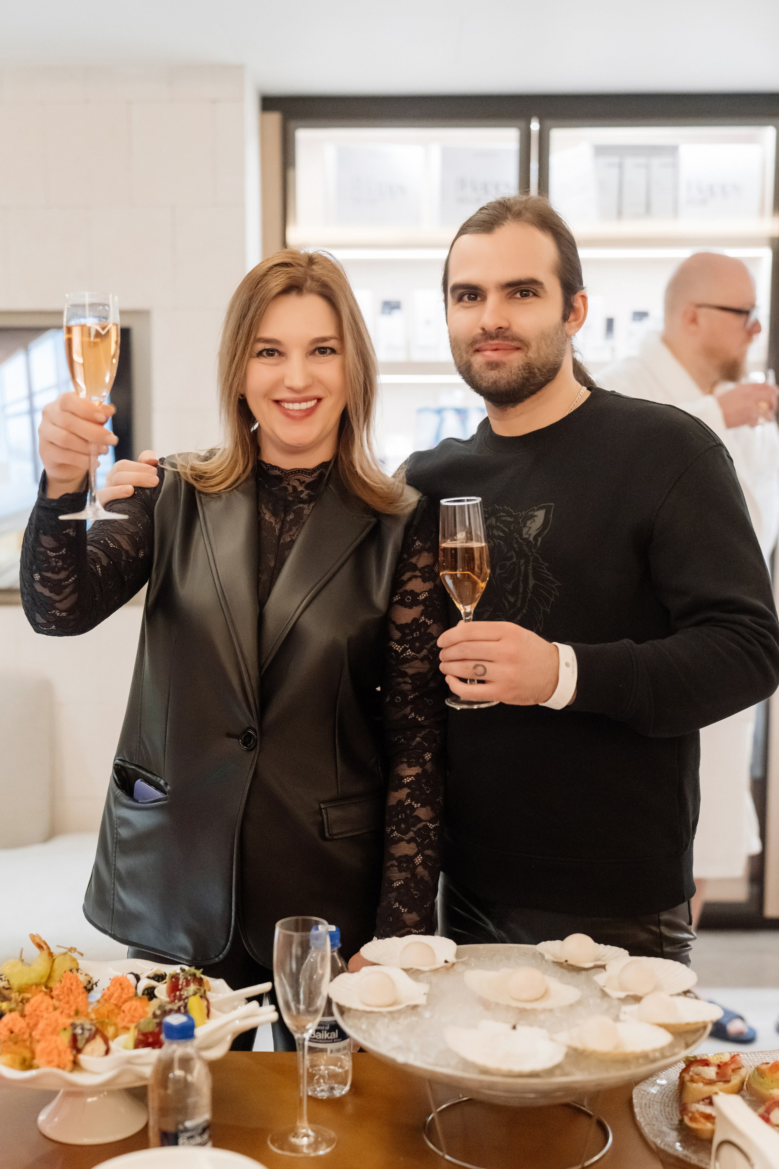 12 февраля (BENUAR Pool Party). BENUAR Restaurant