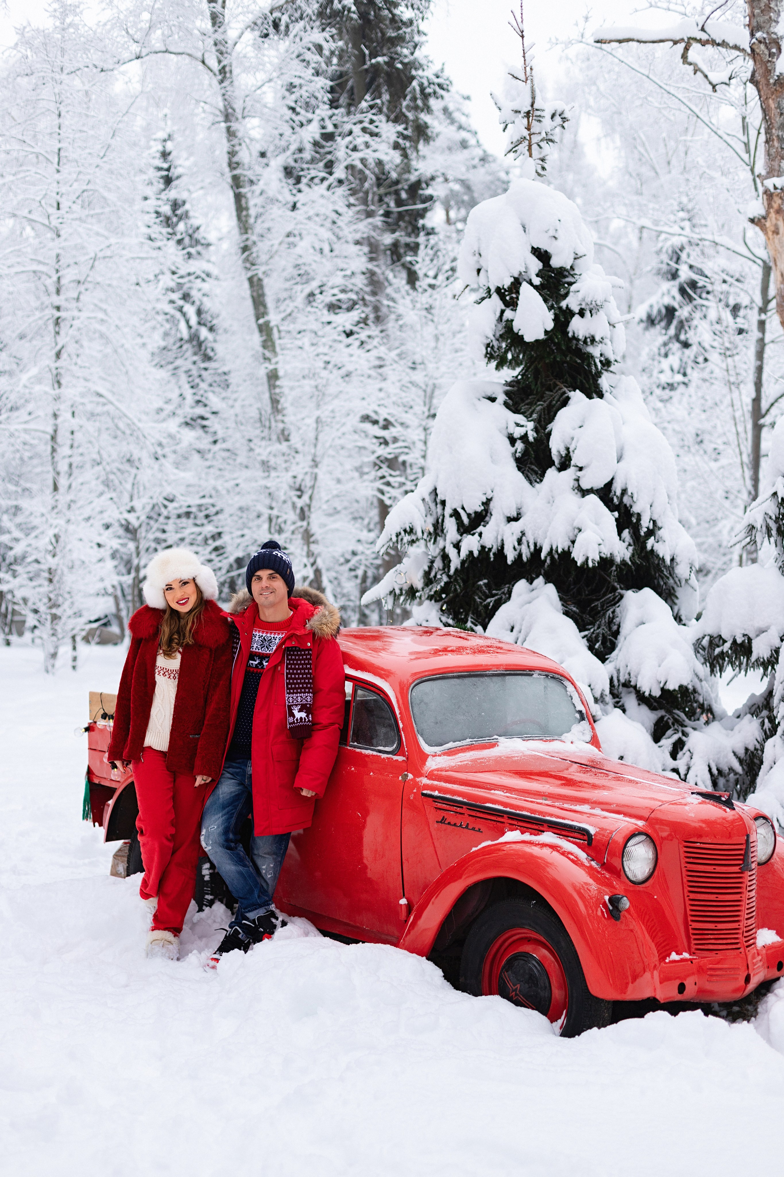 Фотосессия в зимнем лесу для пары. Трубинова Екатерина | Семейный фотограф | Москва