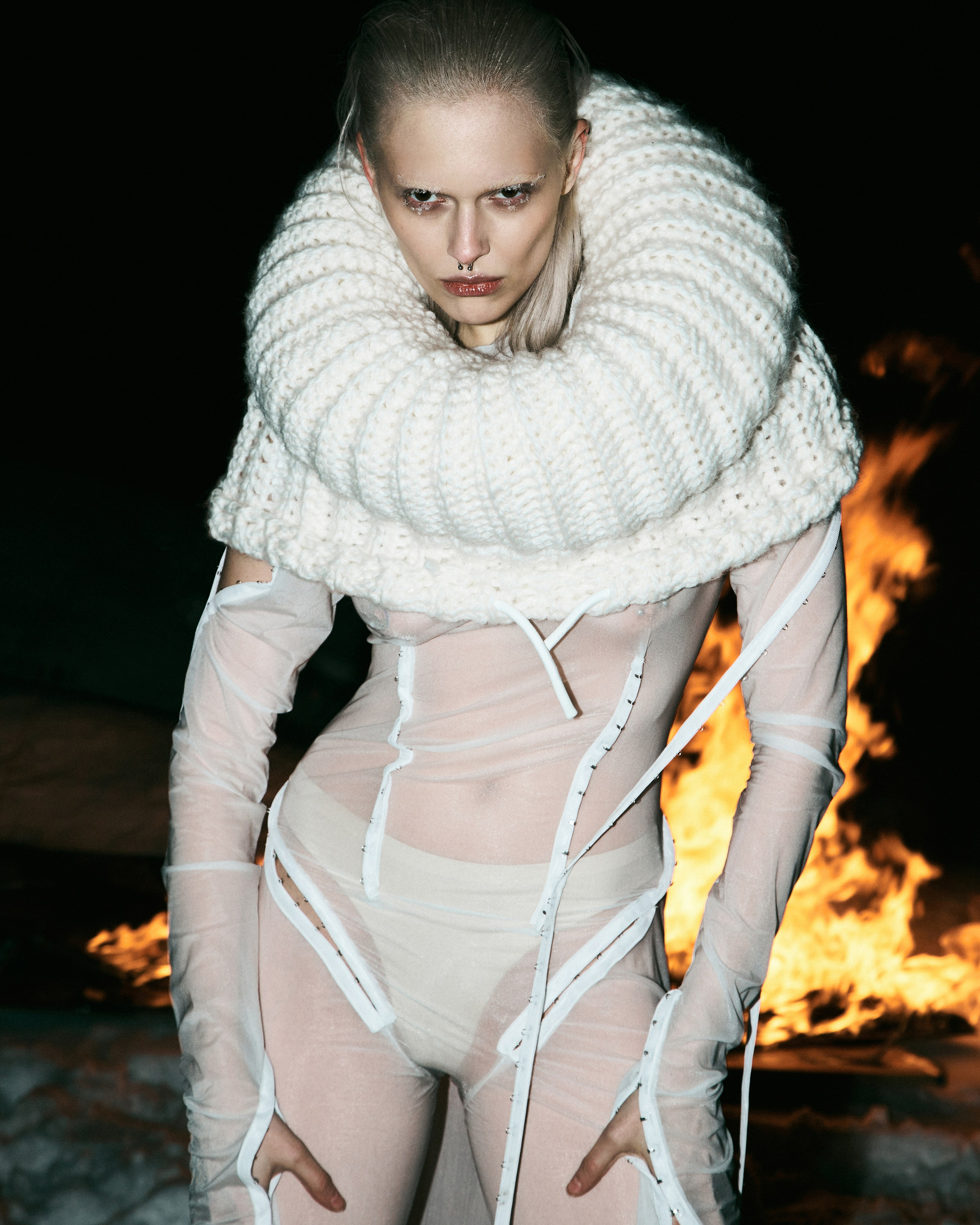 SNOW/BURN. Iliaarkhangelskii