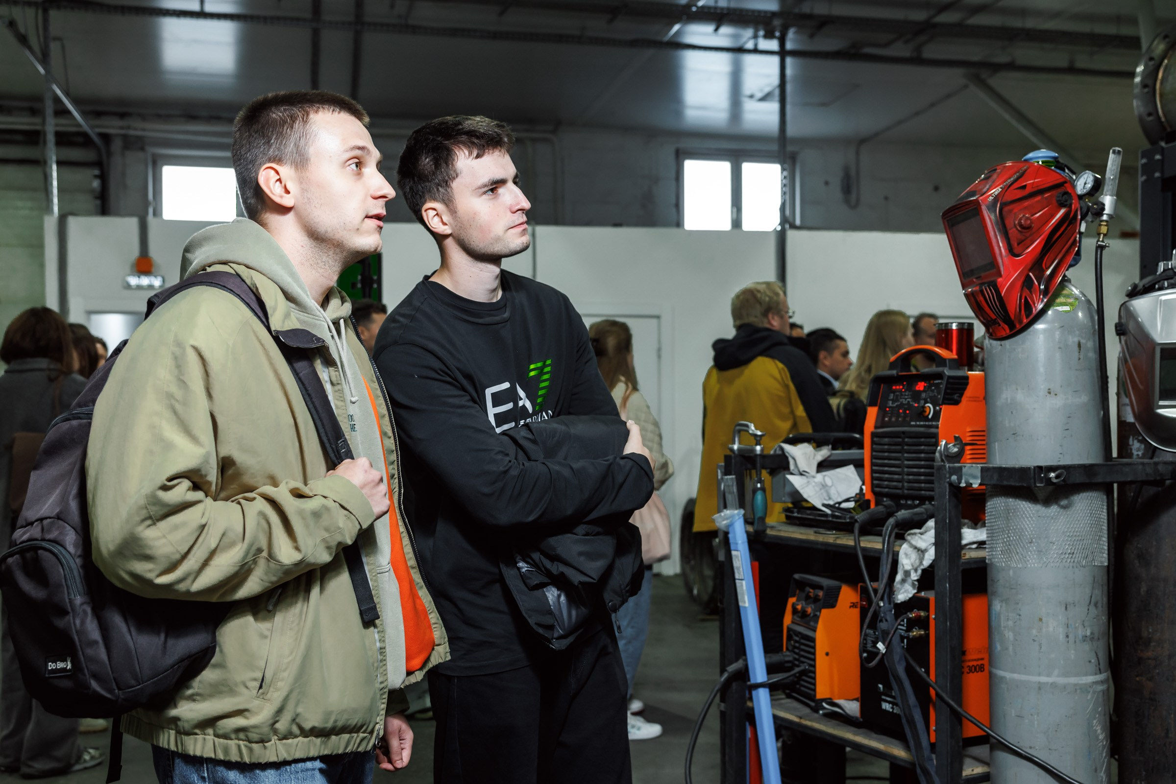 Презентация производство. Андрей Шаповалов — репортажный фотограф в Москве