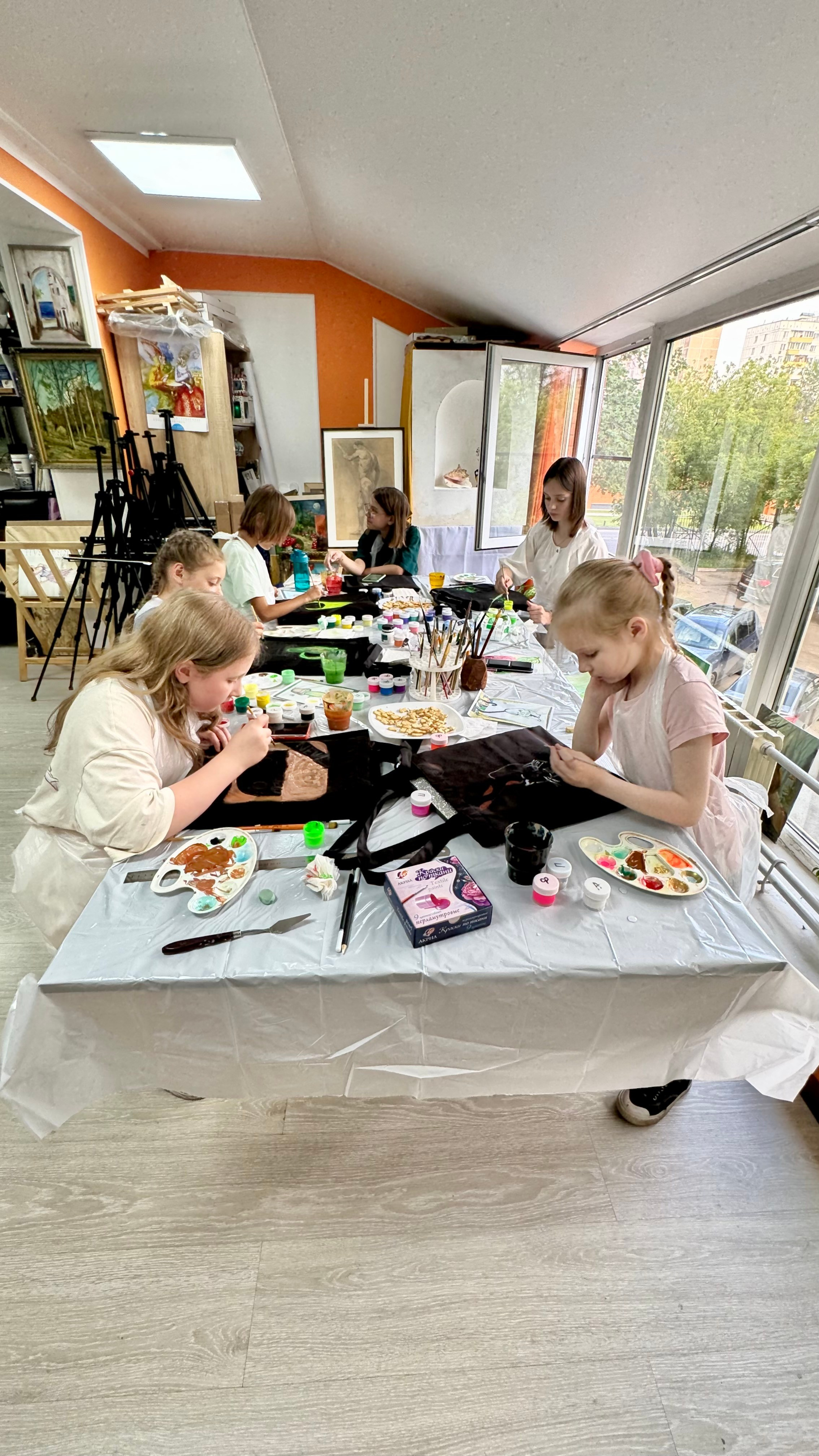 Приглашаем в арт-лагерь в Москве для детей!. Арт-вечеринки и мастер-классы в Москве для взрослых и детей