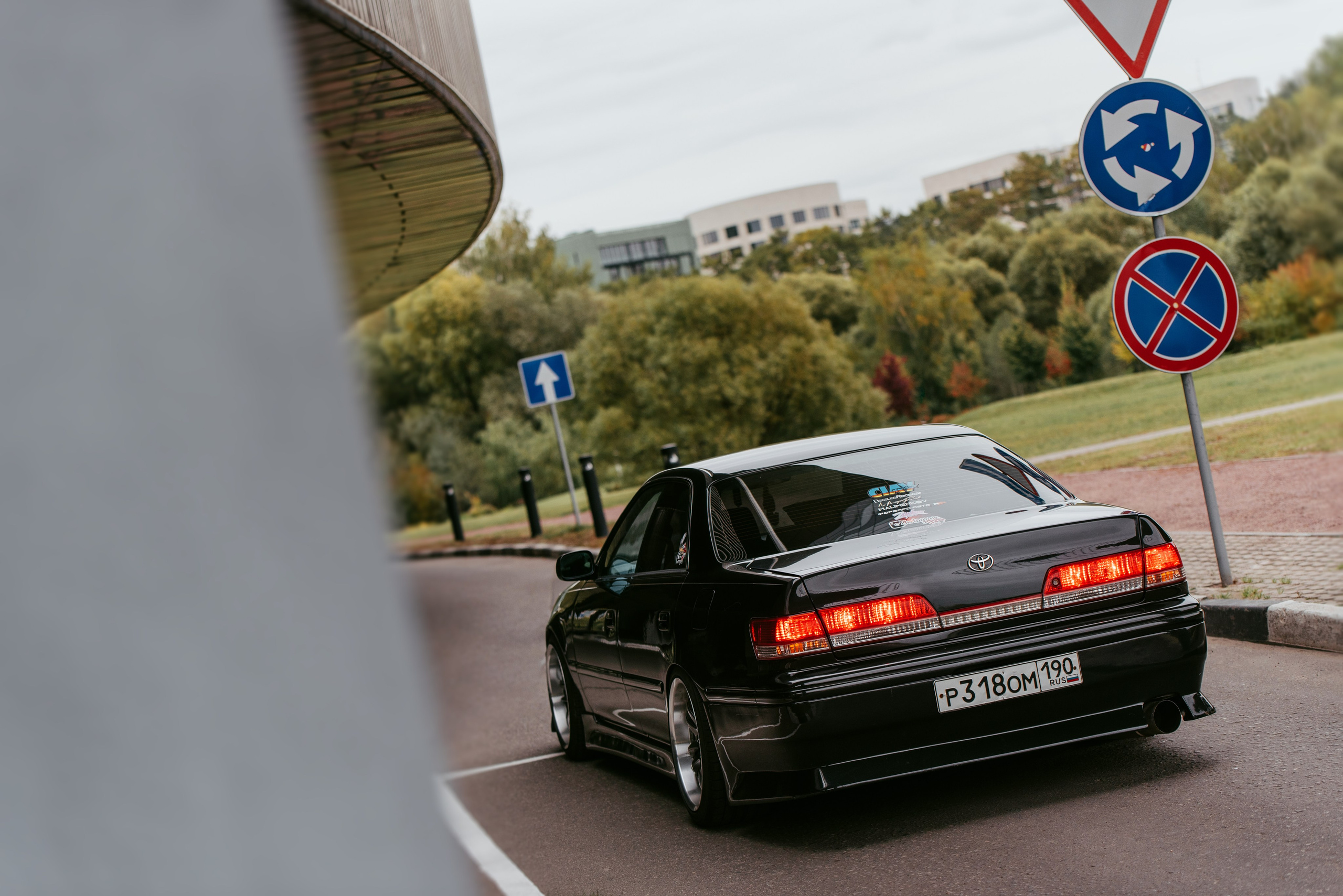 Toyota Mark ii inna_goldcobra. DeLorein