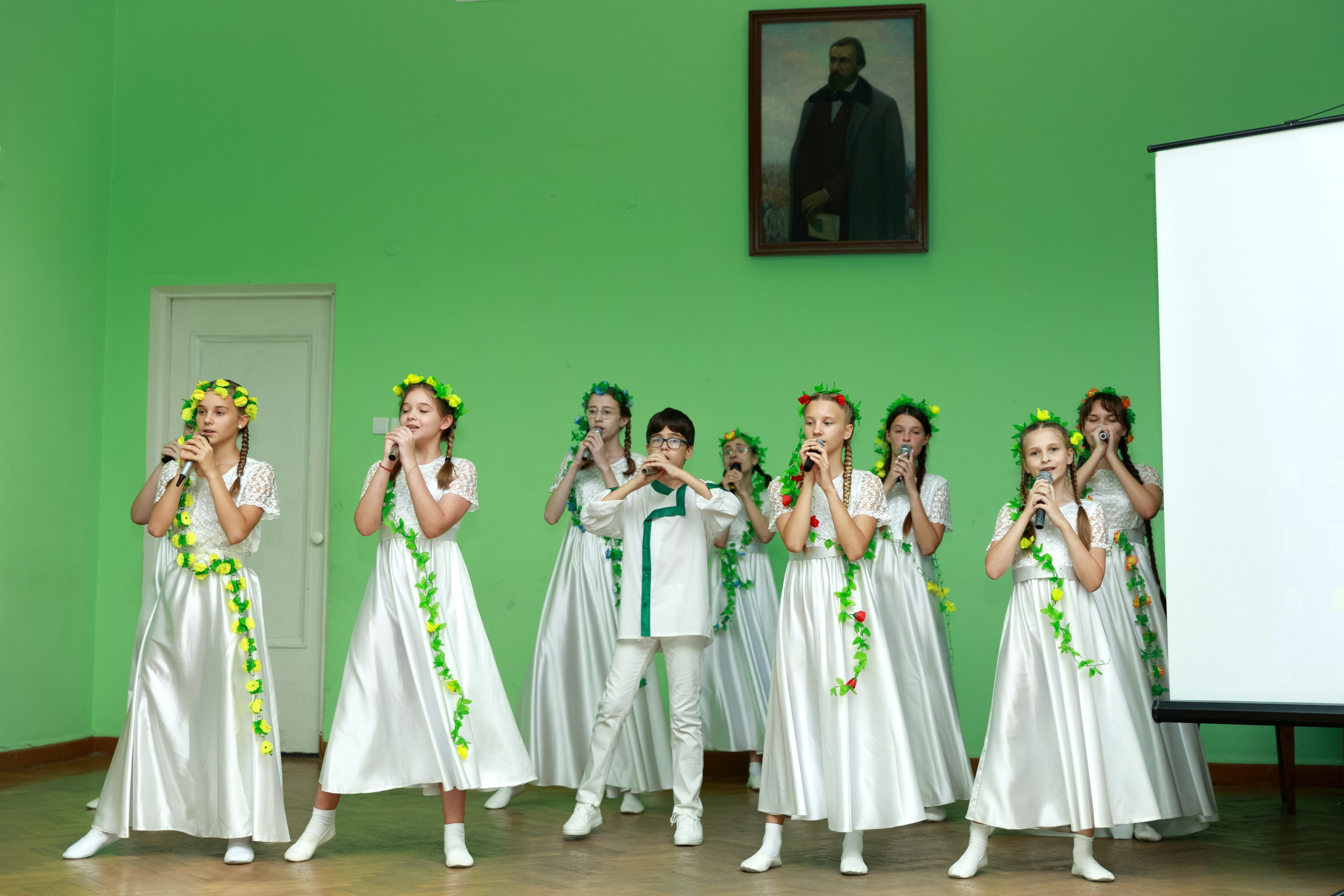 Интеллектуальный праздник «Язык — душа народа» в Никитинской библиотеке. Фотограф в Воронеже Галина Фурсова