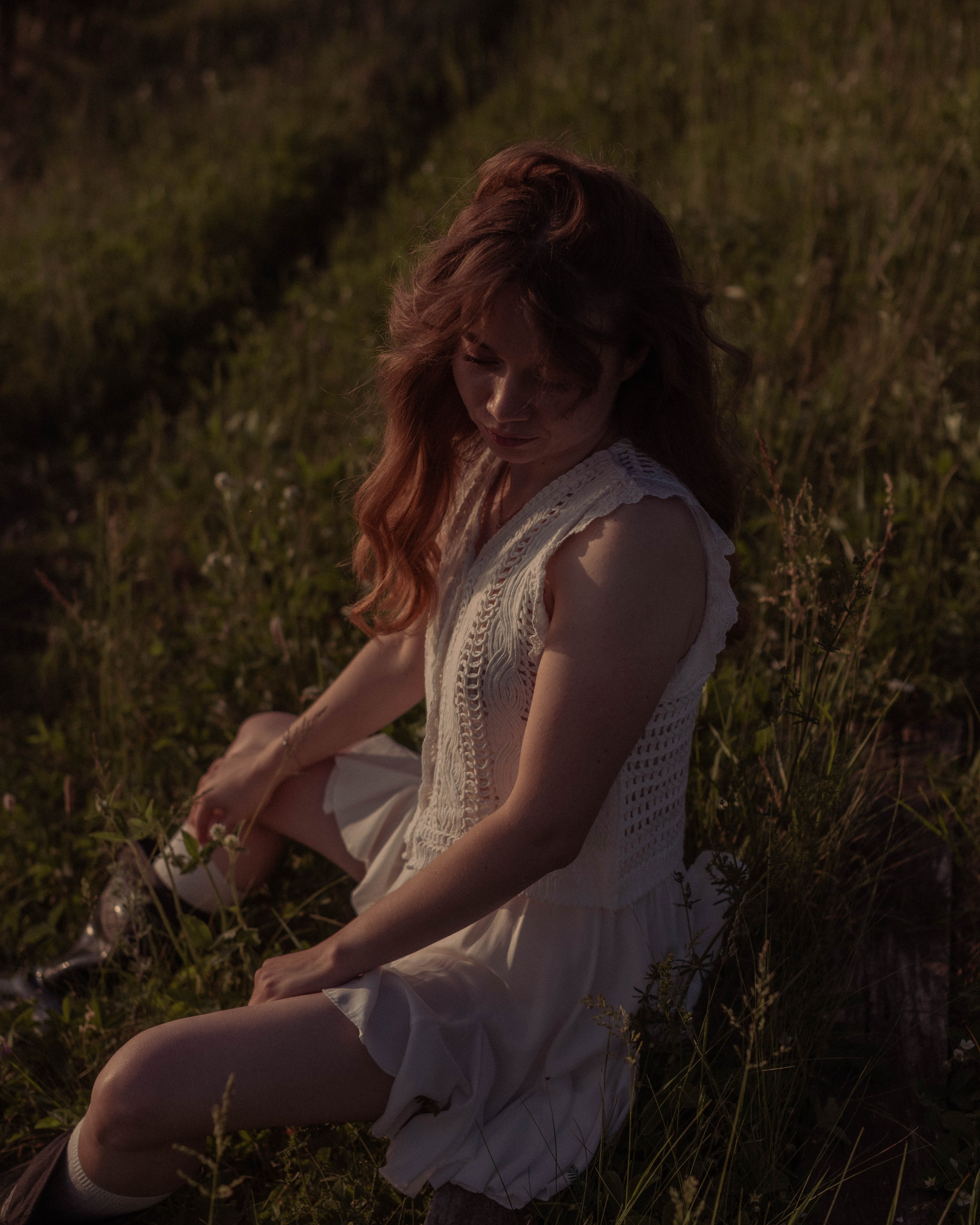 Настя. Женский фотограф. Создатель украшений ручной работы. Модель