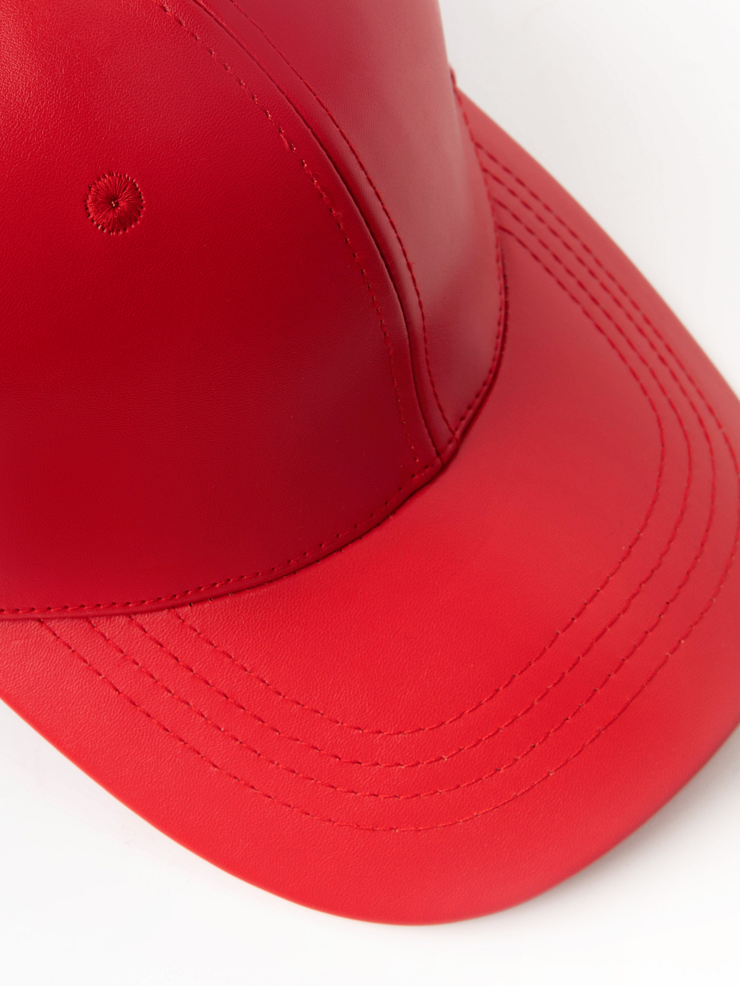 Предметная съемка, обтравка, фото на манекене. Фотограф в Санкт-Петербурге и Москве