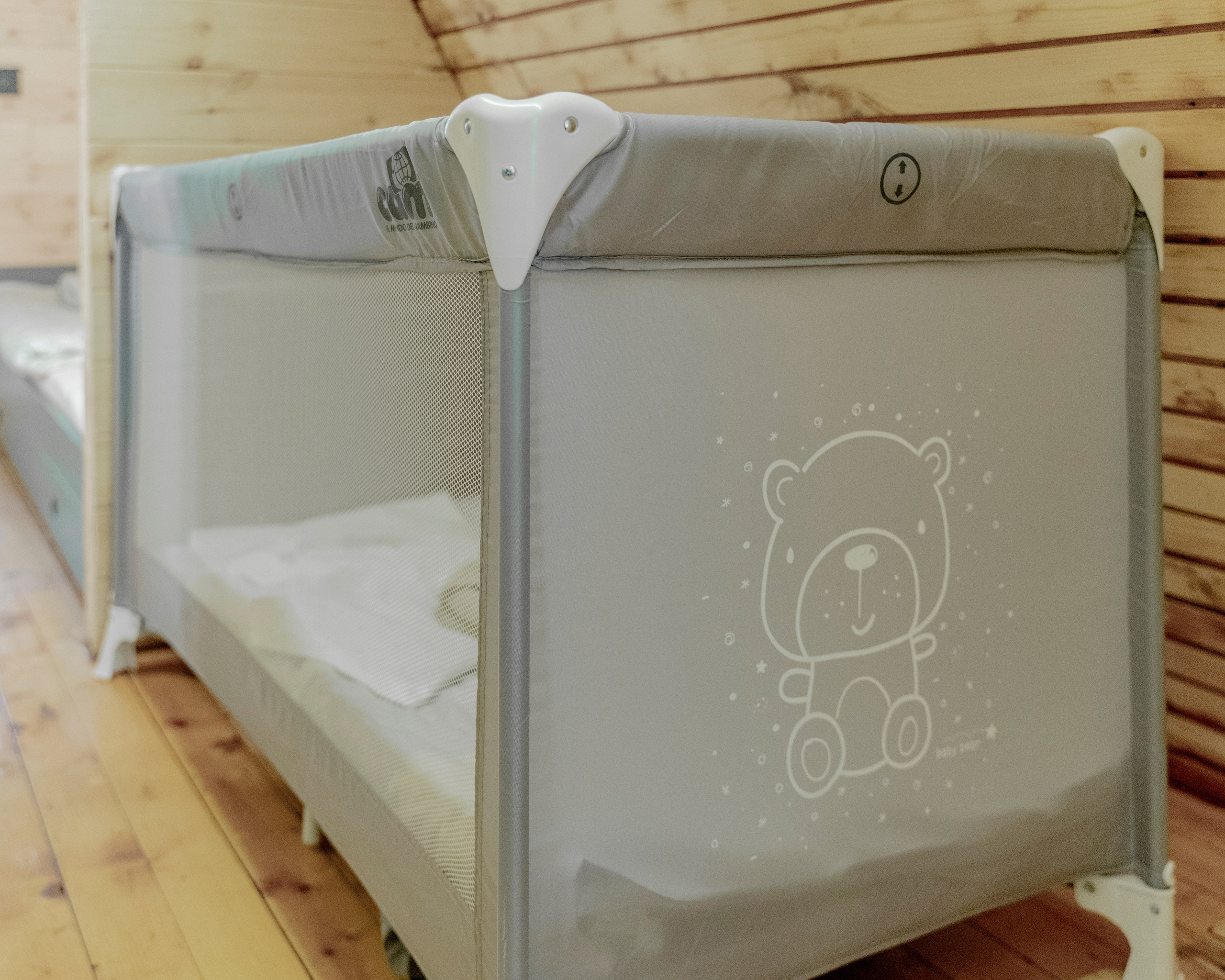 Viktorija Chalet. Photographer Liana Sudets Serbia Kopaonik Brzece Brus