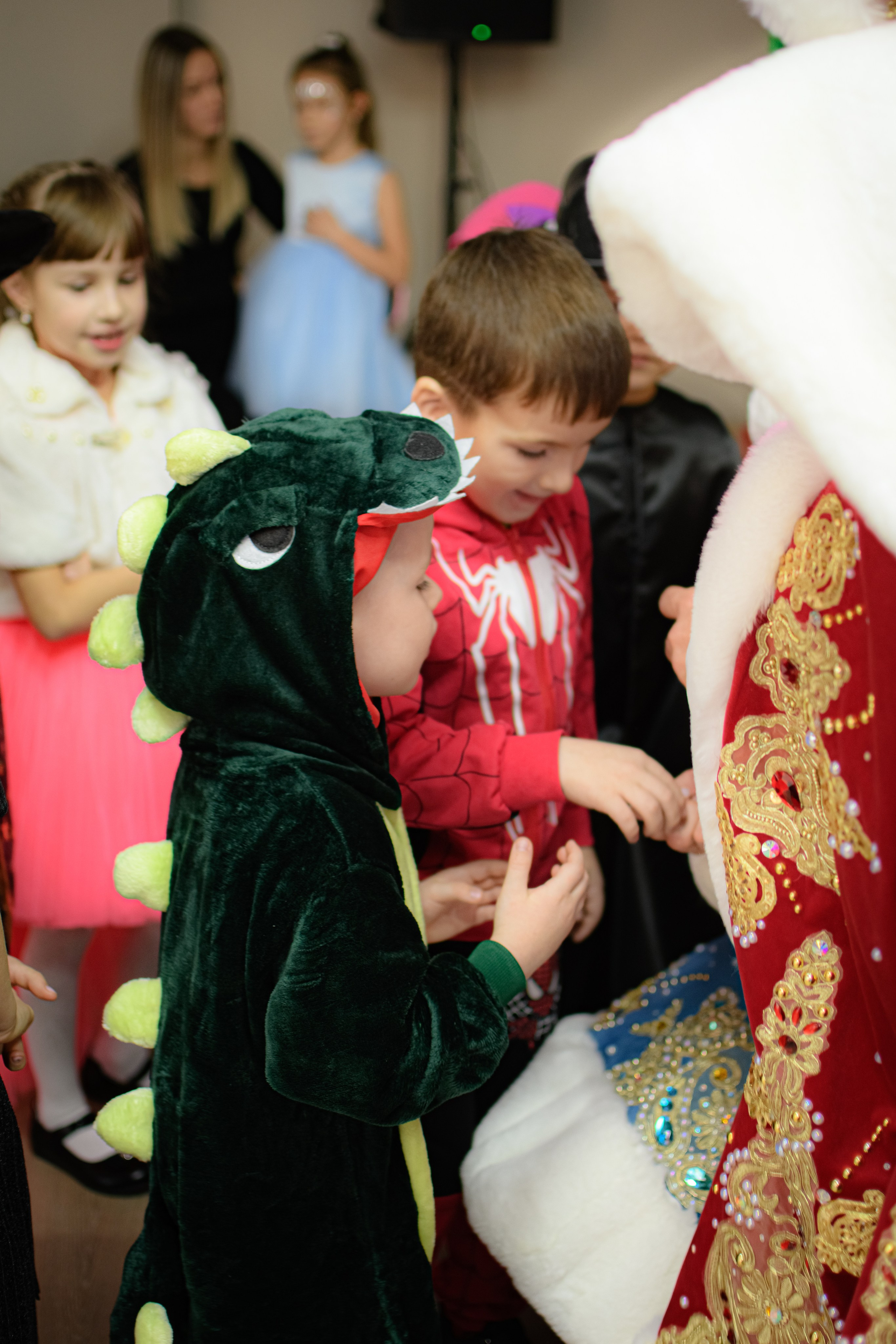 HAPPY NEW YEAR. Photokarish