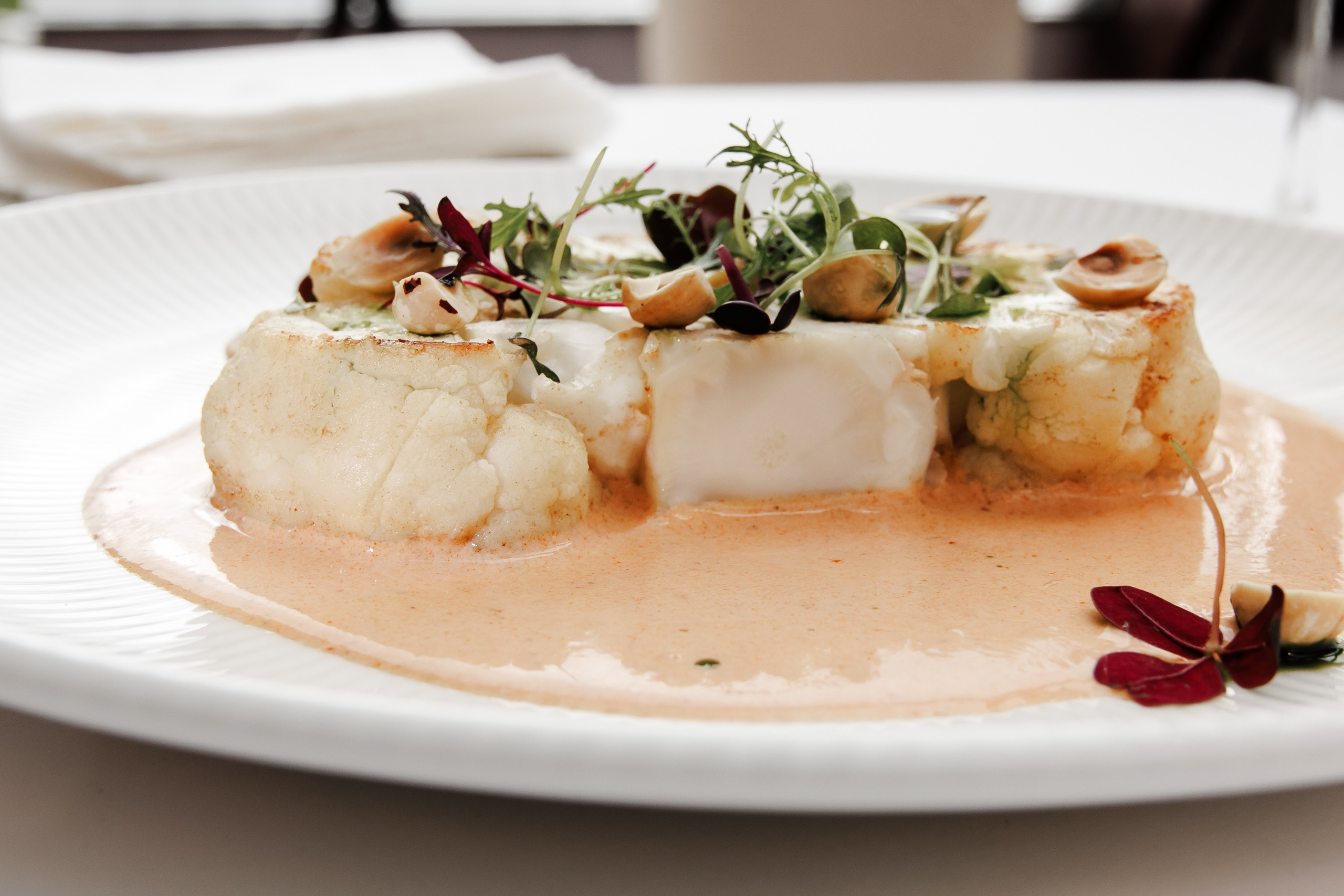 Дмитрий Крючков, шеф-повар отеля The St. Regis Moscow Nikolskaya. Свадебный/Портретный фотограф снимаю в Москве