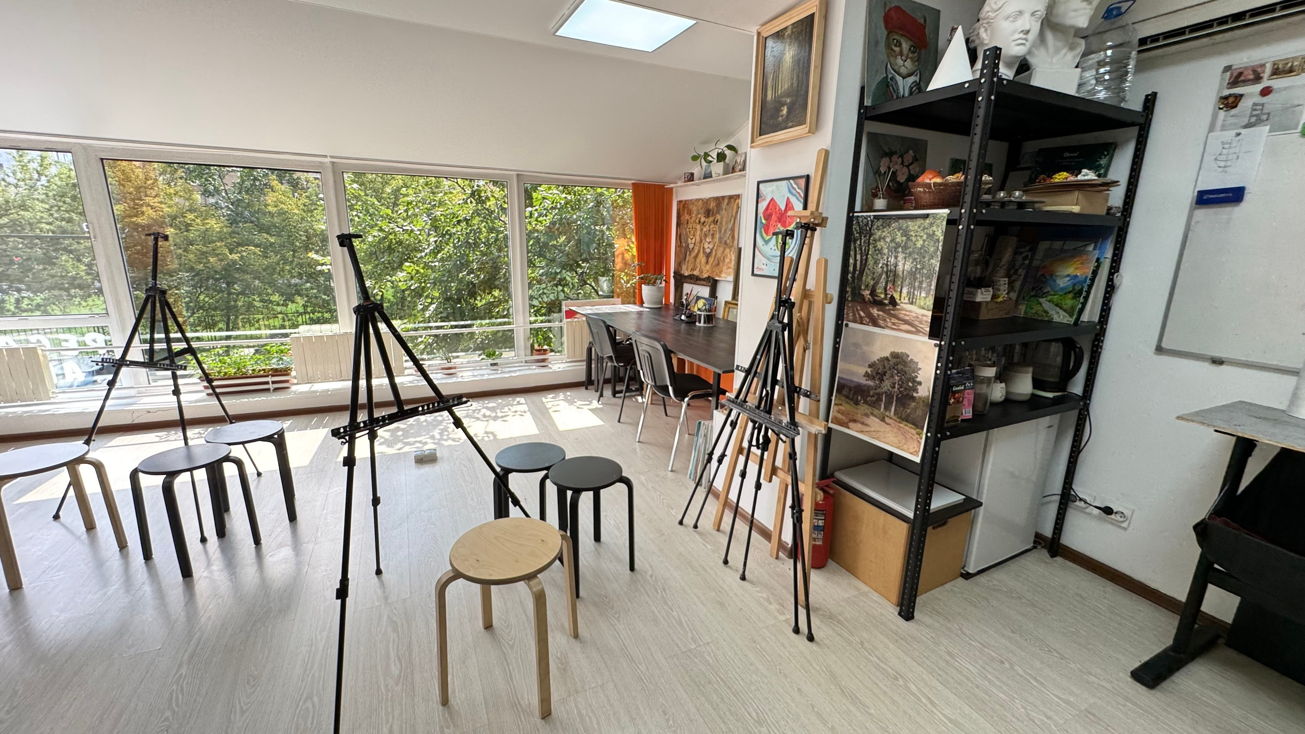 Контакты. Арт-вечеринки и мастер-классы в Москве для взрослых и детей