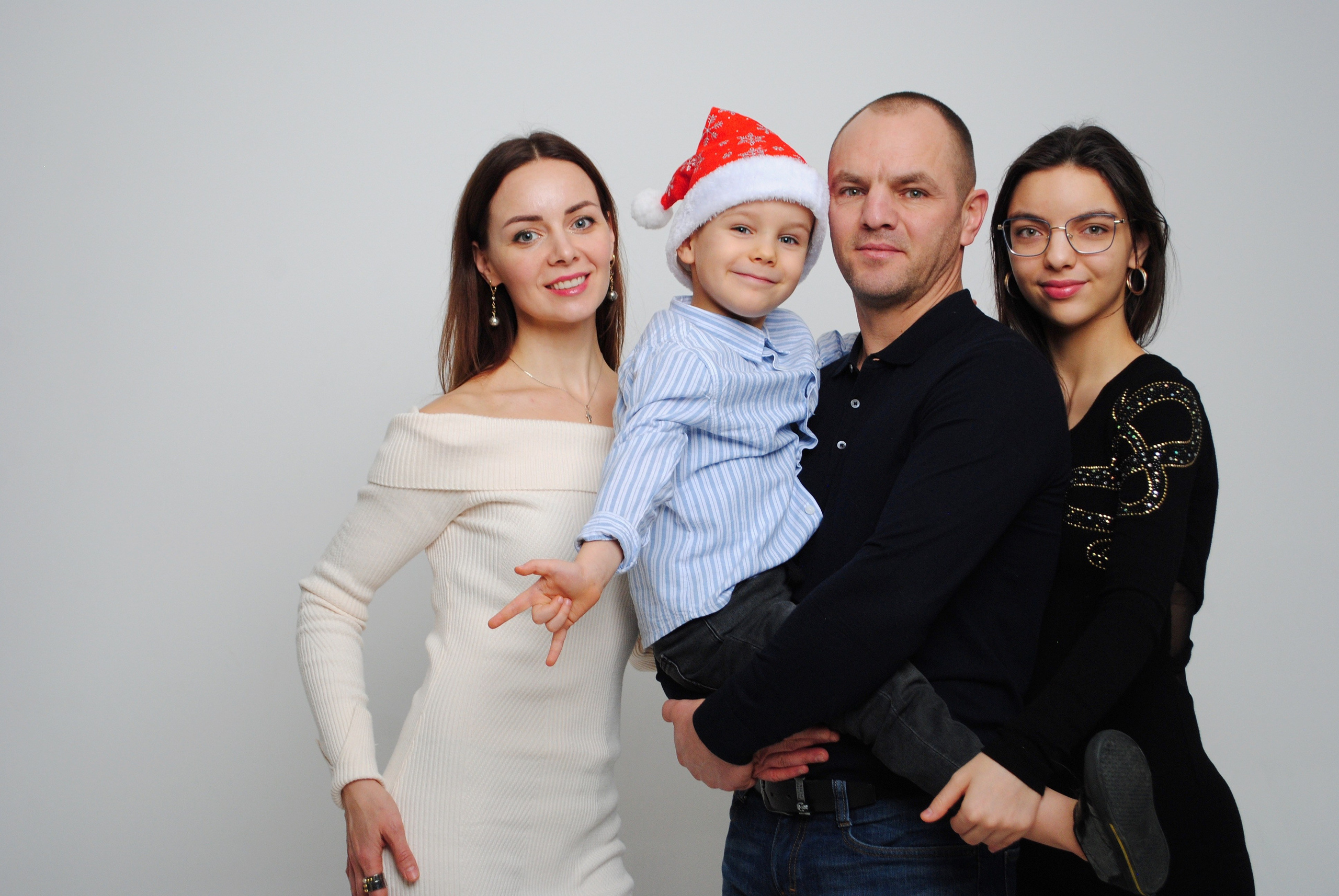 Юлия и семья. Фотограф Мария Мусаелян