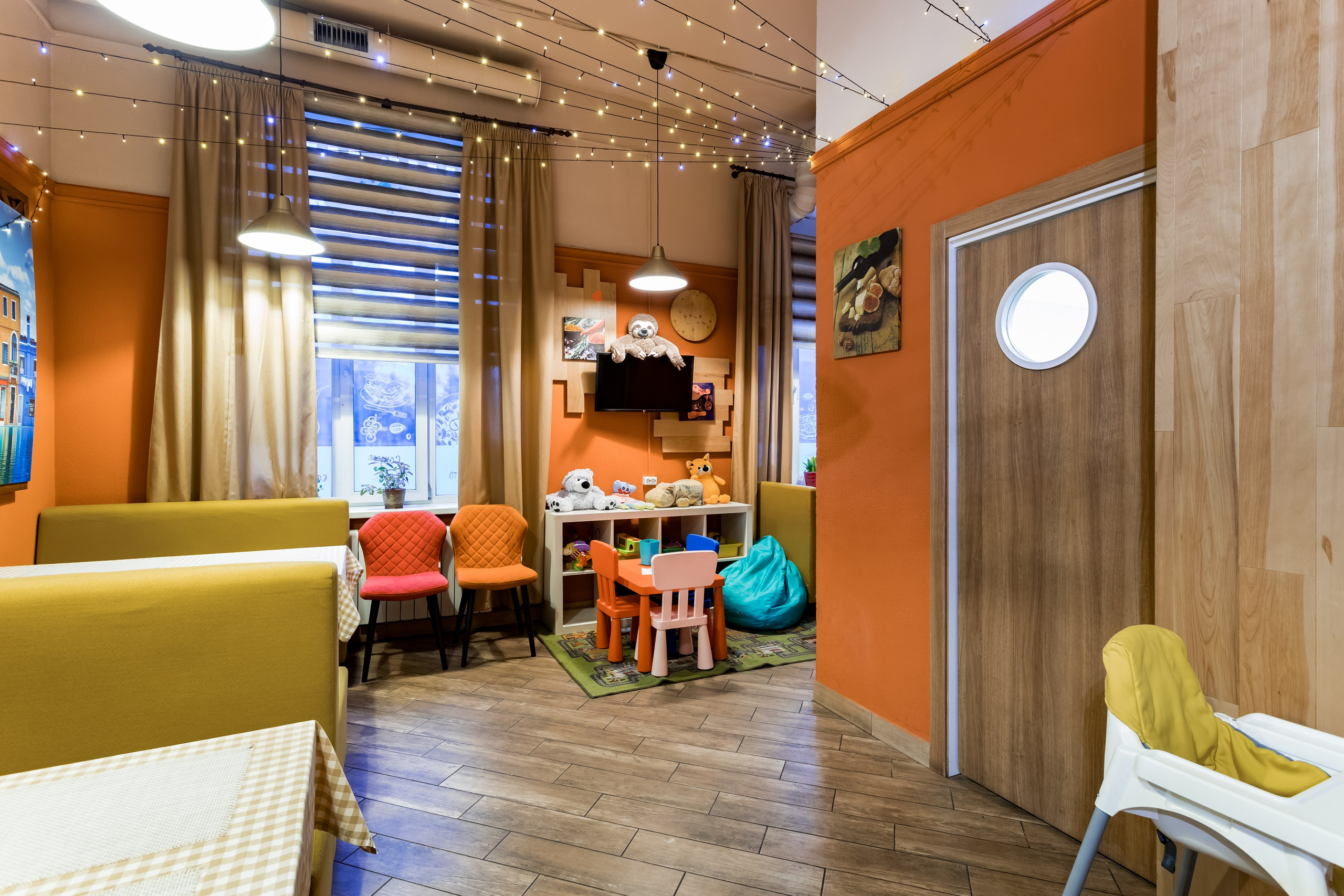 Кафе Giovane nonna в Реутове. Интерьеры, Контент, Портреты | Фотограф в Москве Дани Терно