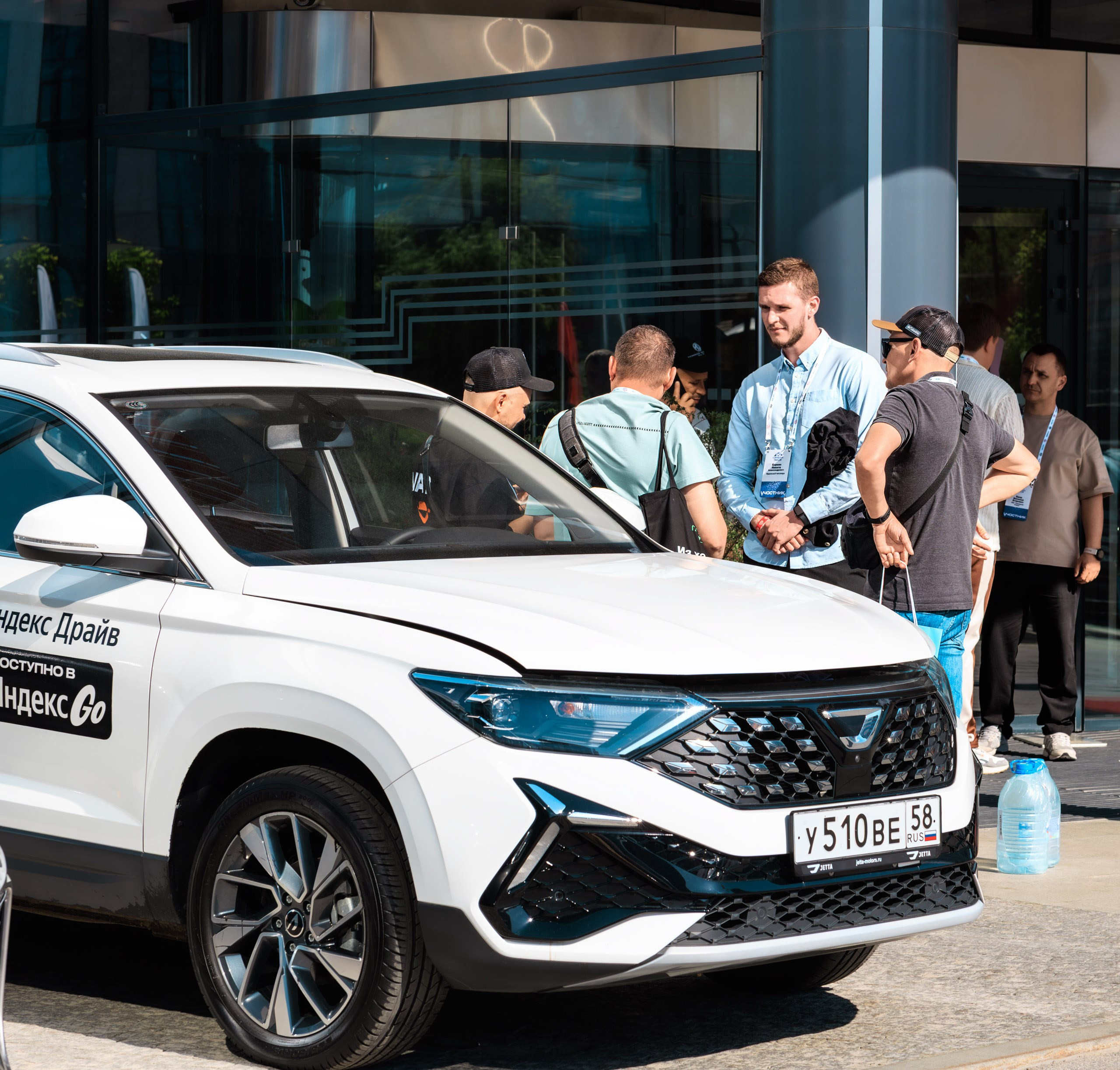 Современное такси 2025. Репортажный фотограф Екатеринбург | Яркий, качественный репортаж | Концерты, клубы, репортаж, праздники, корпоративы