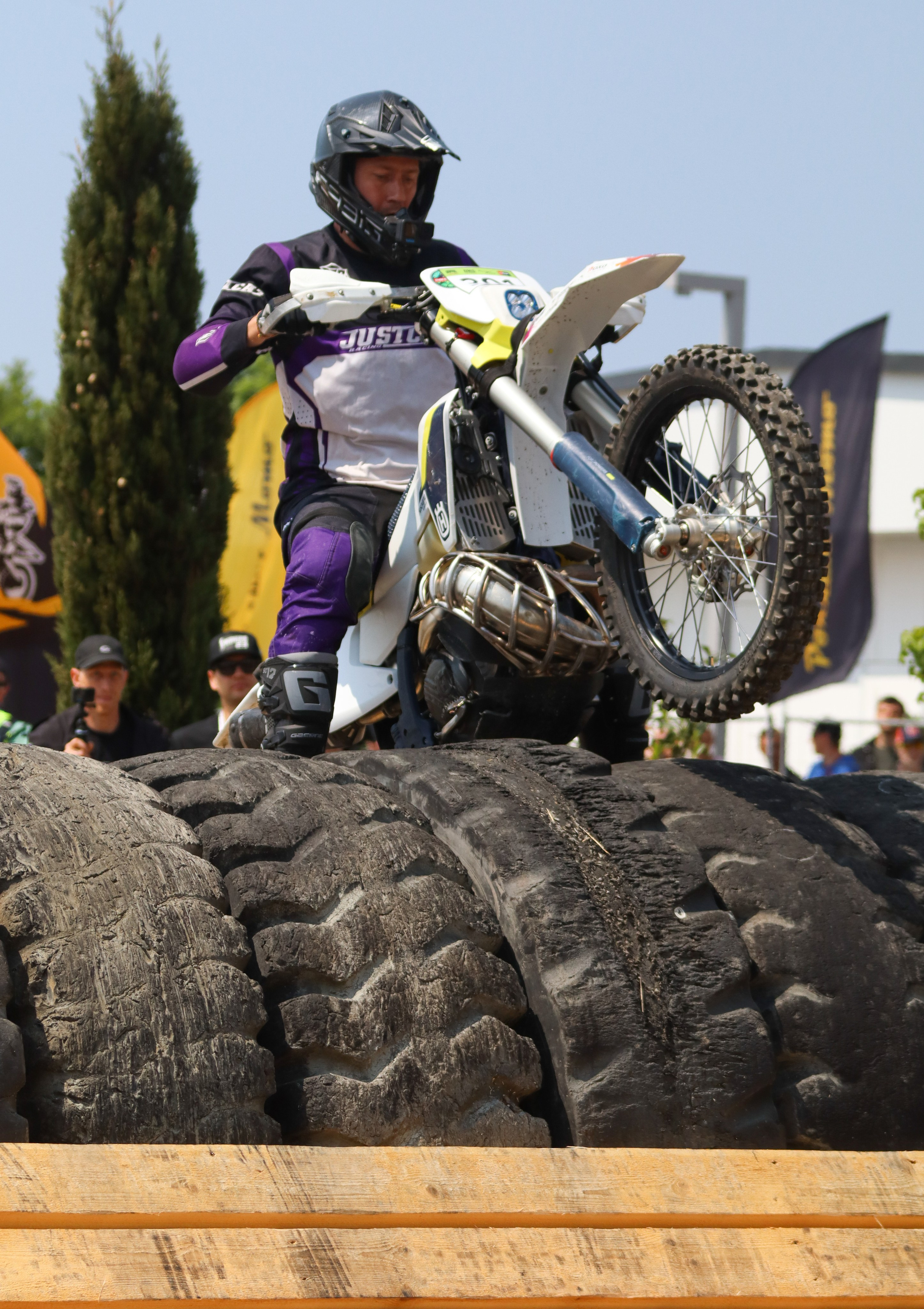 Enduro. Ivaladimirovna1995.wfolio.pro
