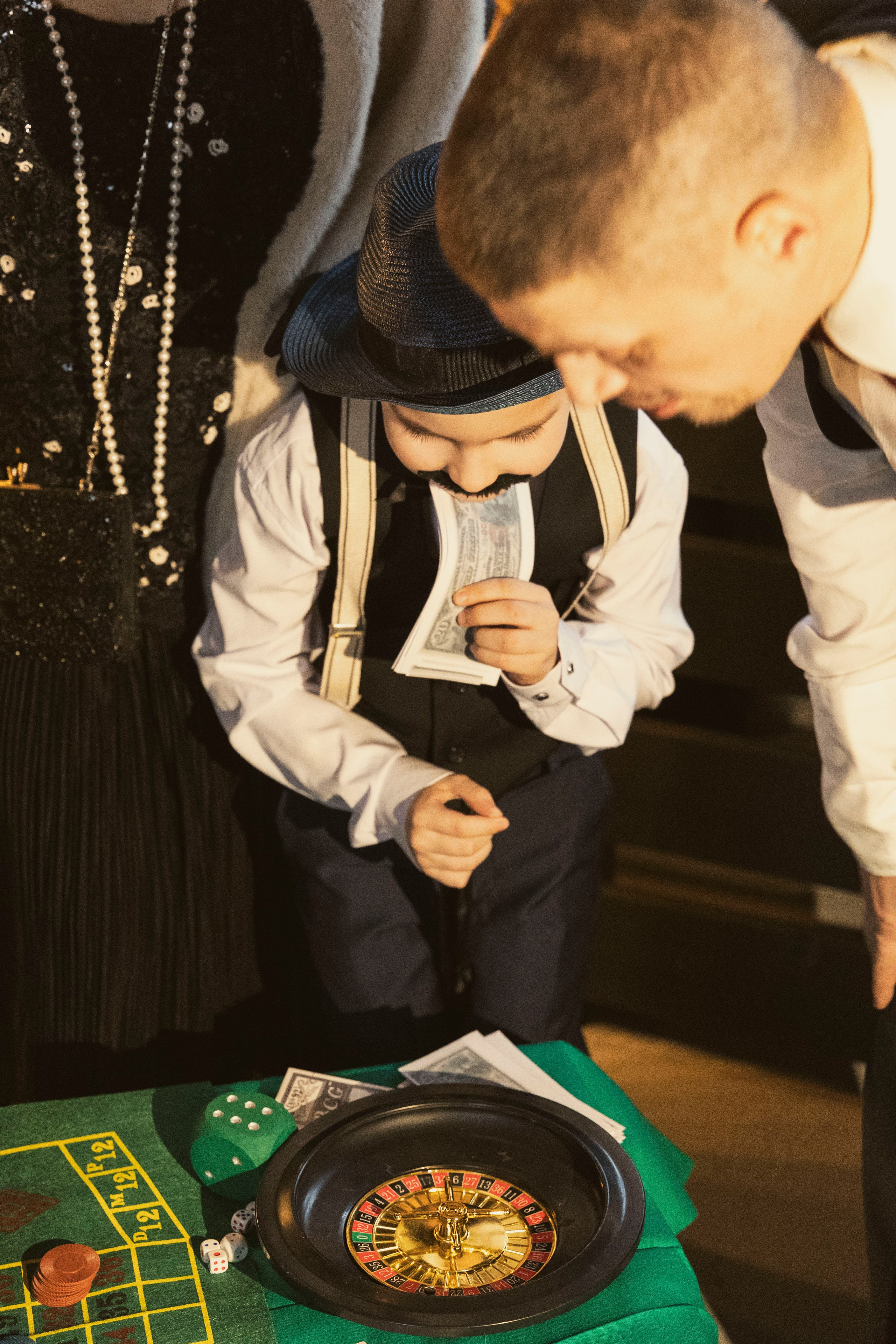 Семья Волковых. Фотограф для маркетплейсов, фотоуслуги в Жуковском Татьяна Марсуверских