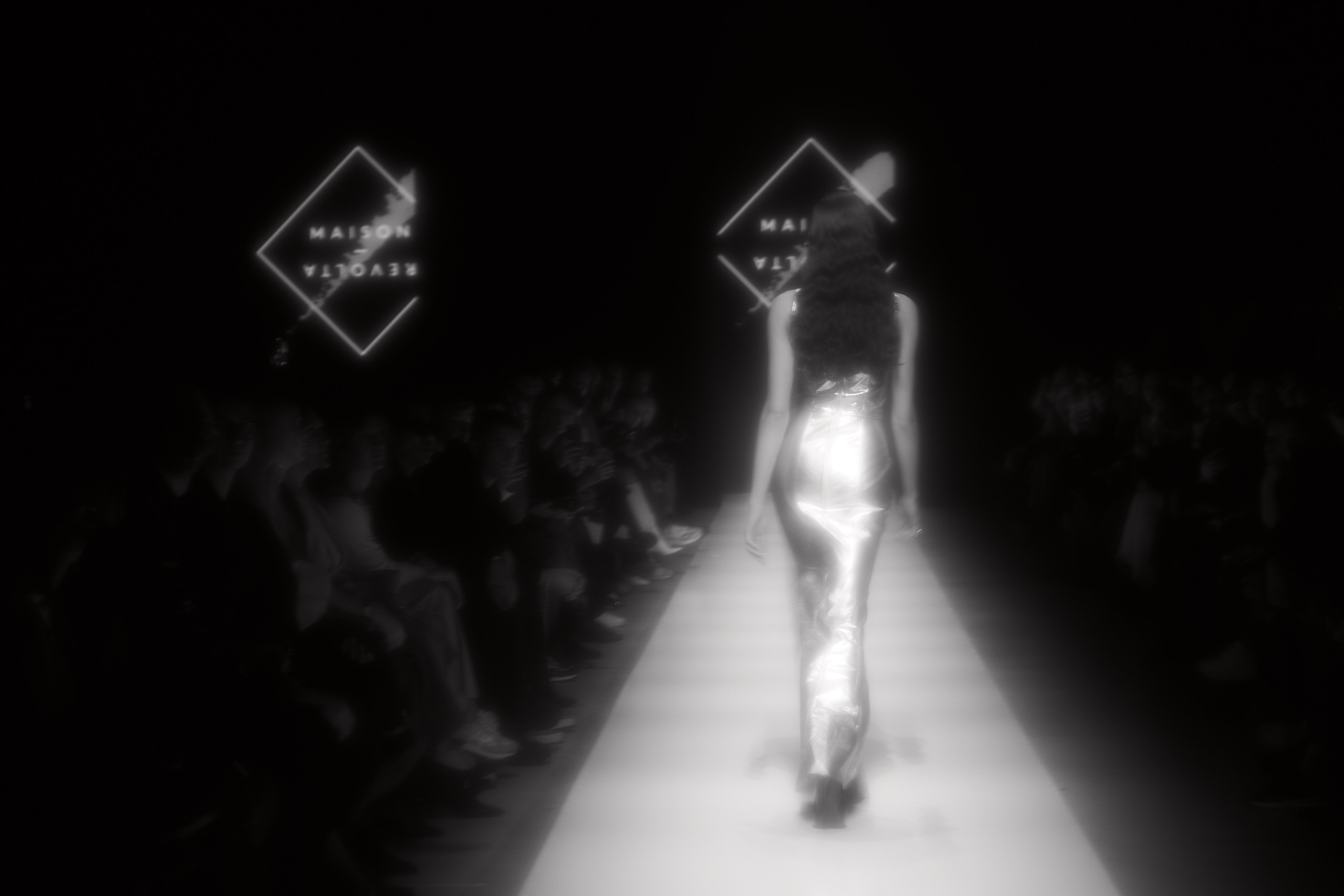 Неделя Моды в Москве Октябрь 2024 (Черно-белый). Фотограф в Мурманске Оксана Черноморец