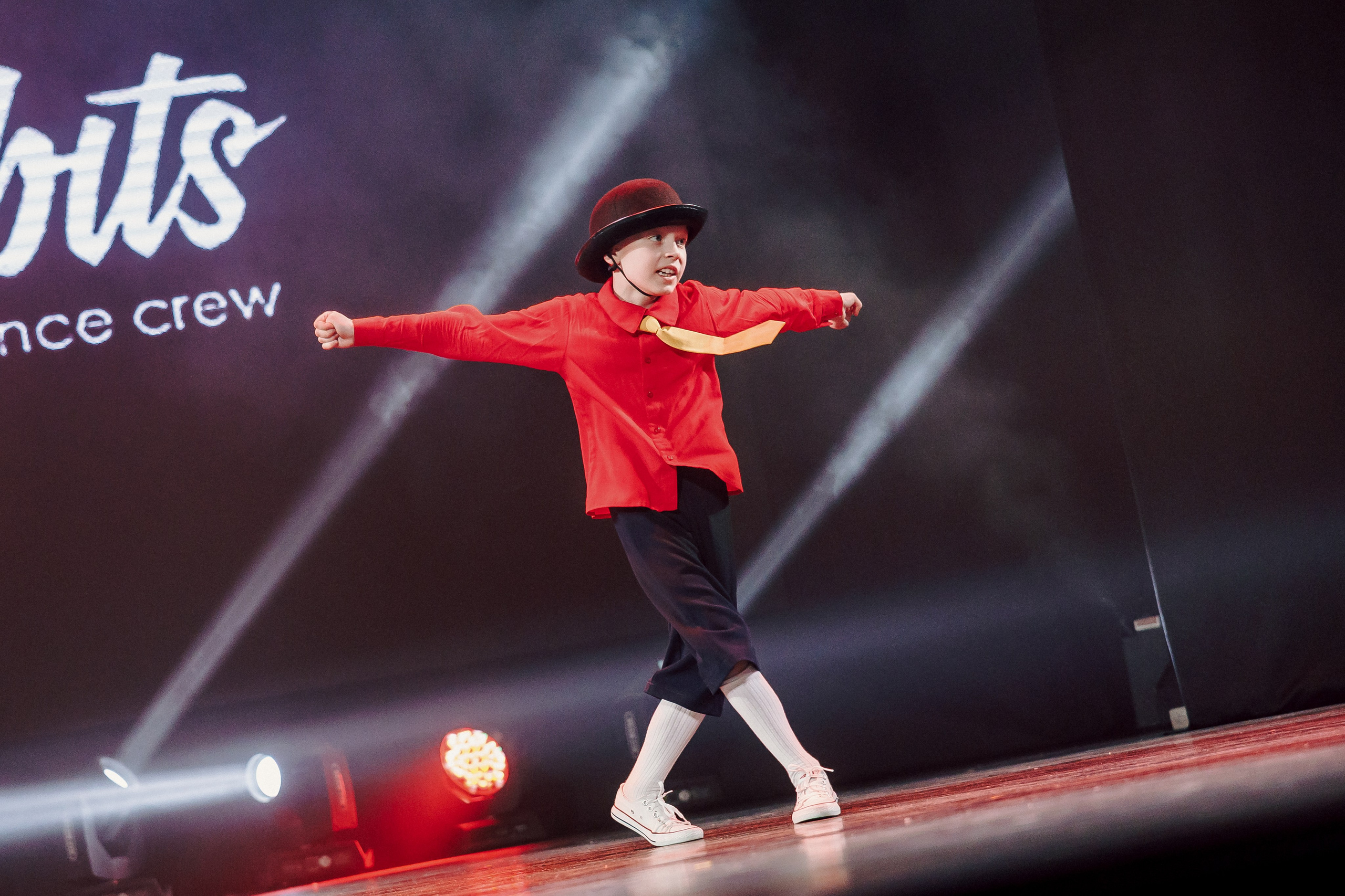 Отчётный концерт танцевальной школы «Red Rabbits» 2025. Лёшка Варзегов — фотограф