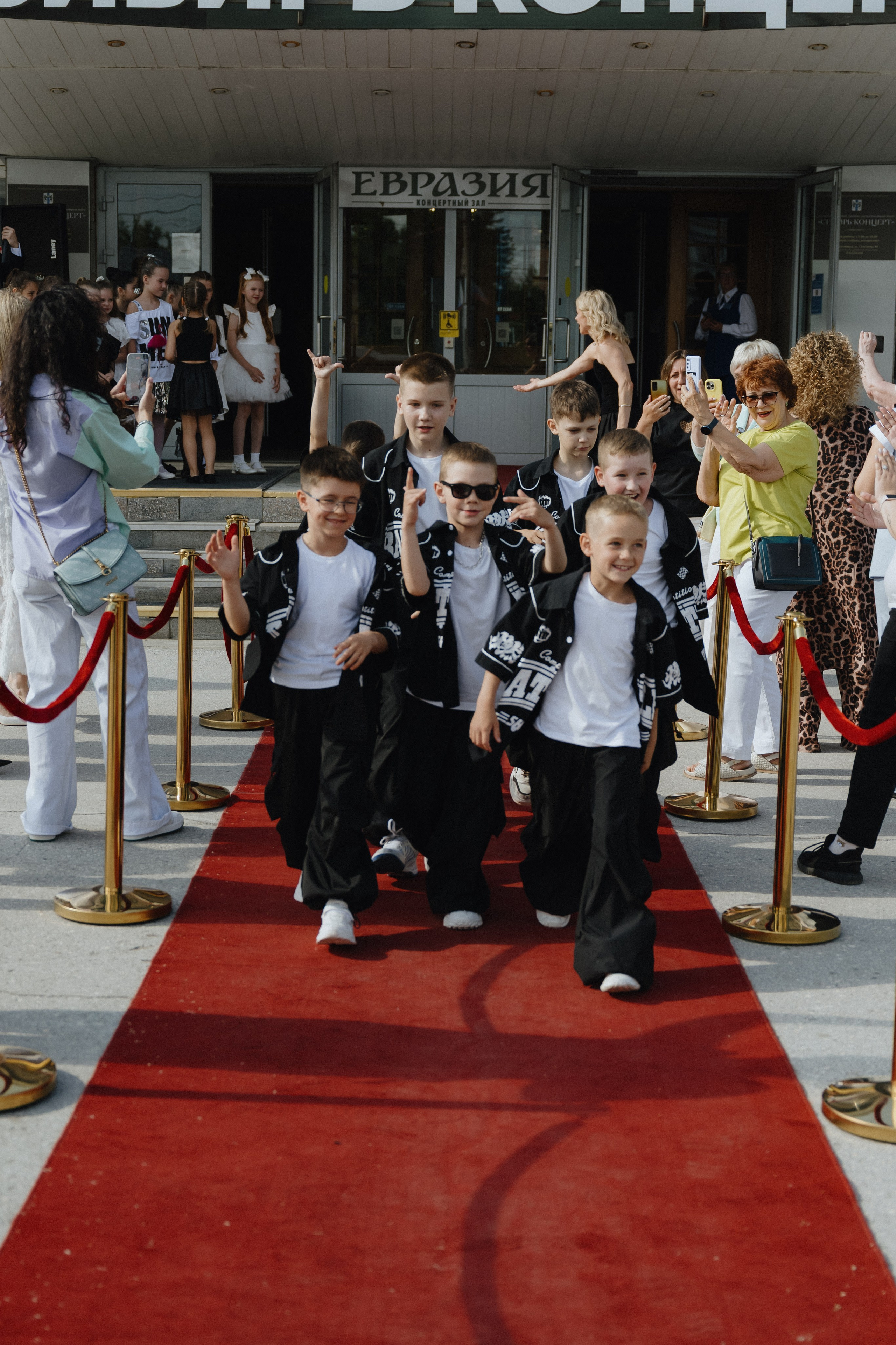 Школа современного танца «Шаги»