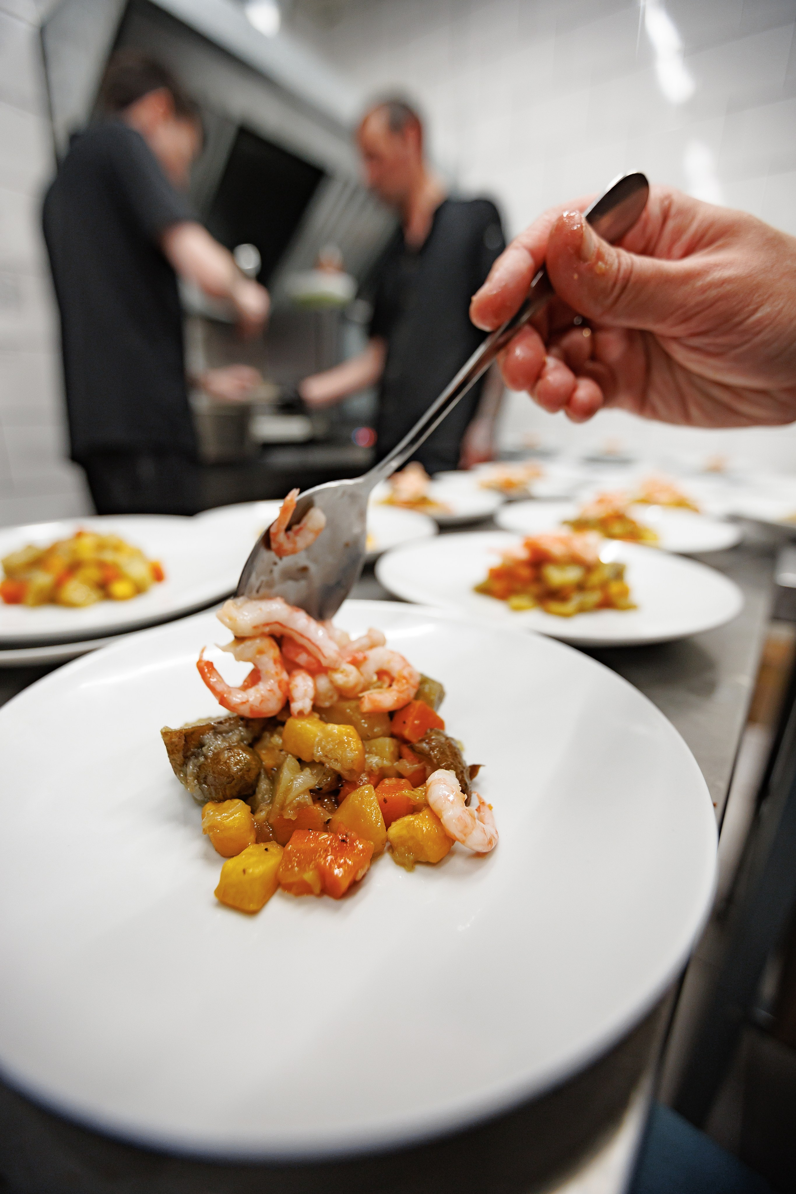 Гастроужин Поселенцы в гостях у Самозванцев