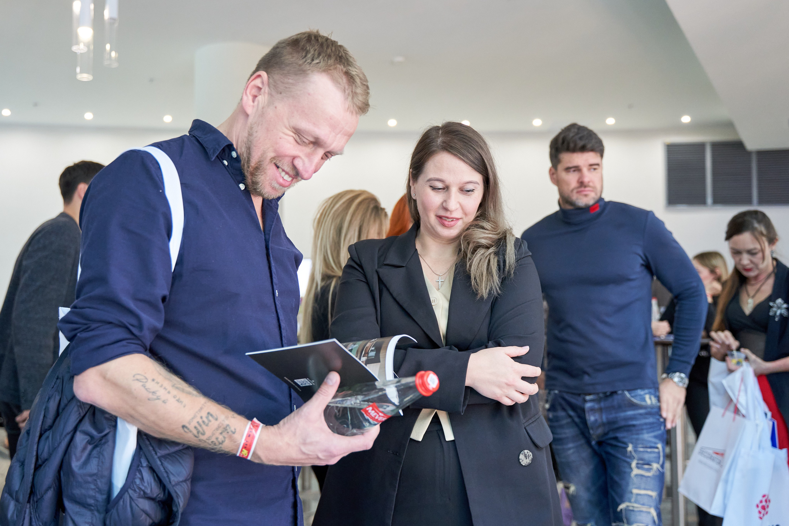 Выставка мебели MilanaHome. Фото и видео съемка в Сочи Адлере Красной поляне