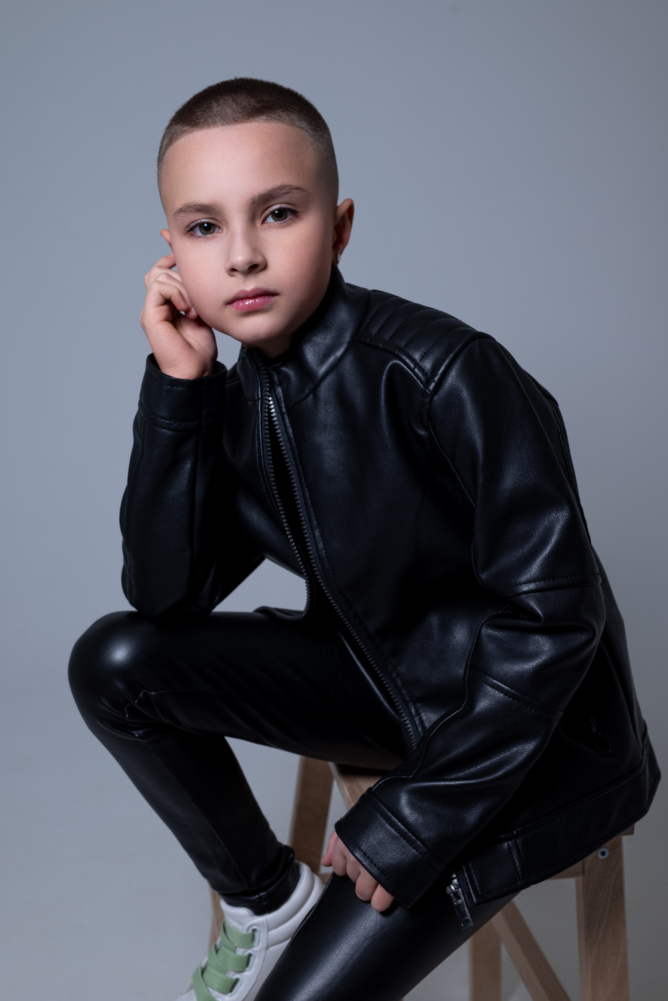 Модельное портфолио. Фотограф Москва Виктория Вишневская актерское / модельное портфолио