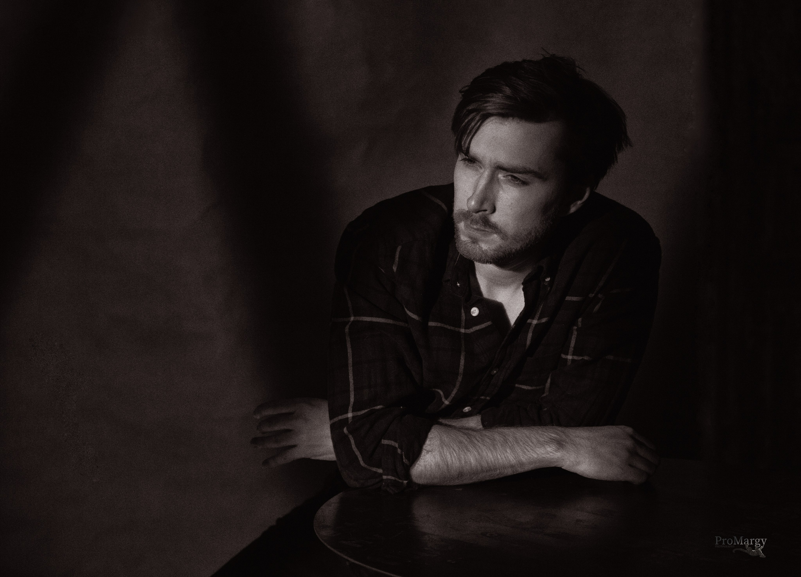 Илья (студийный портрет). Фотограф и ретушер Маргарита Павлюк Москва