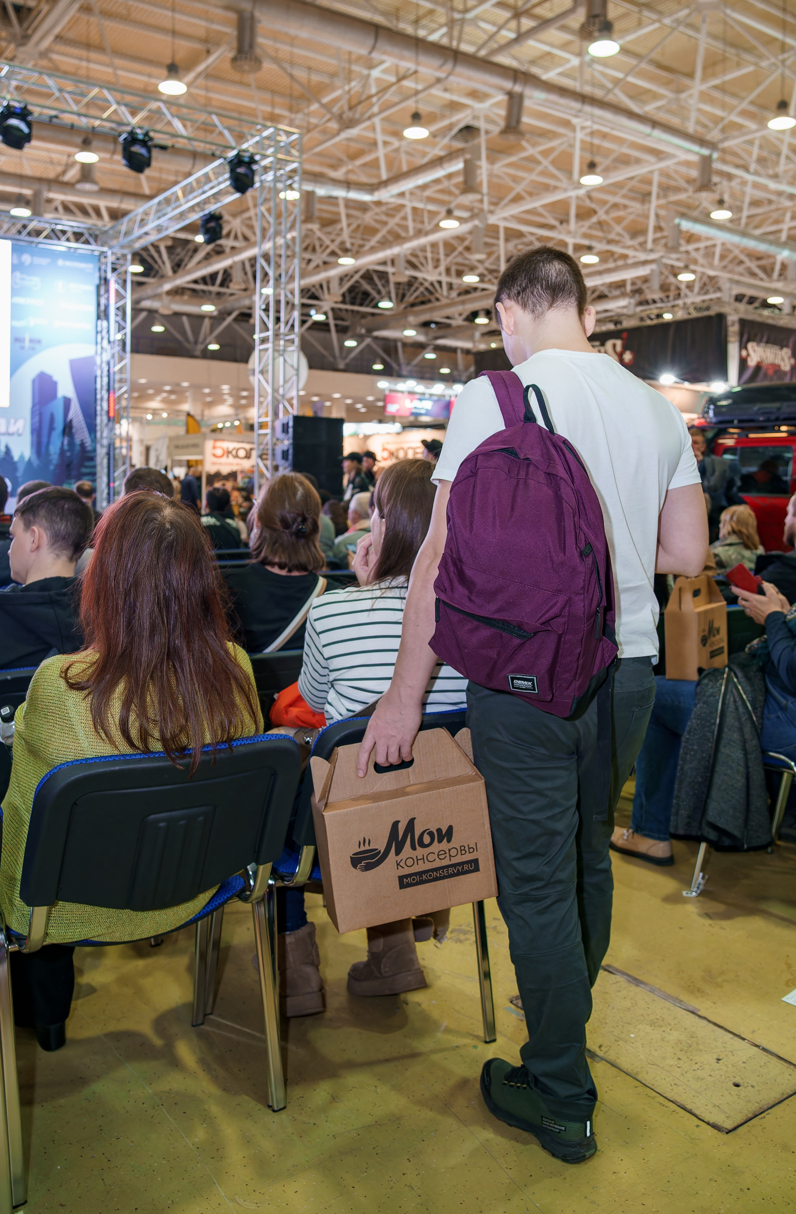 Прогулка по выставке «Поехали 2024 год». «Студия DRONAVT`s» — видеосъёмка и фотография г. Москва