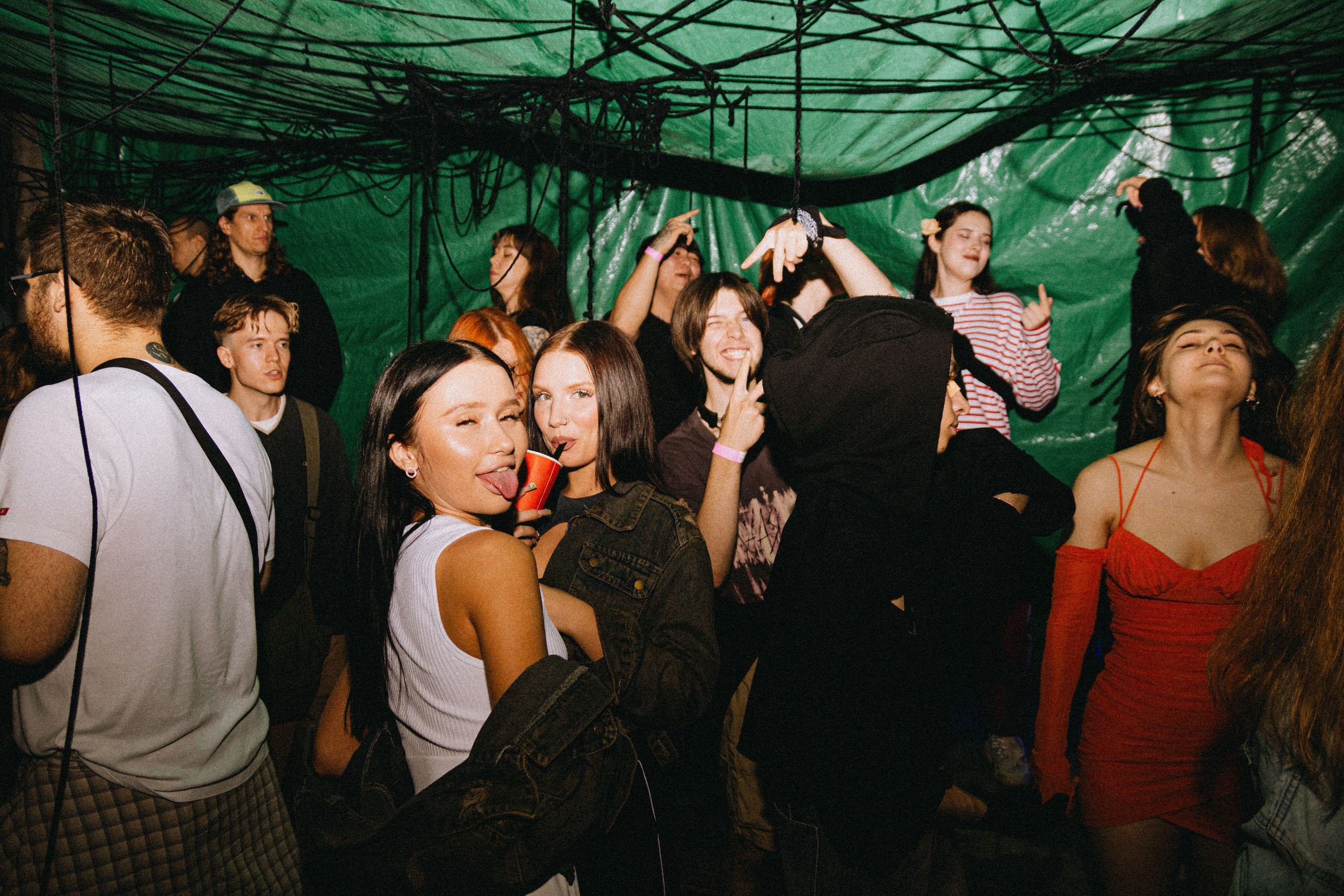 Тусовки. Фотограф Егор Огородов