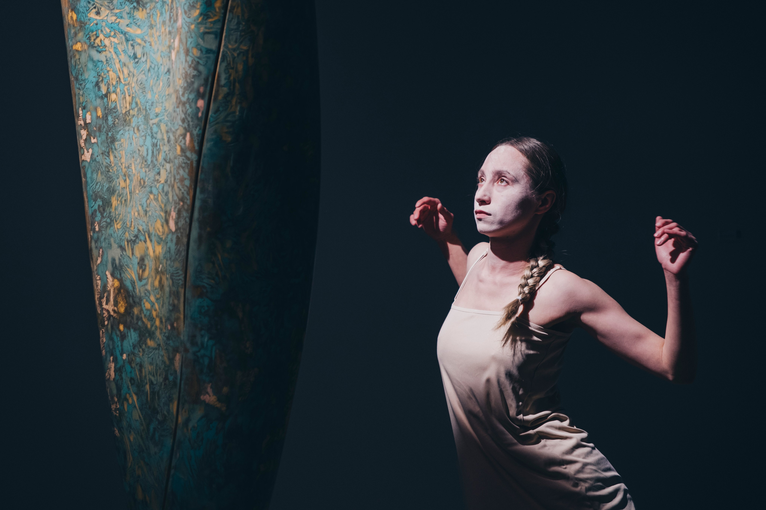 Перформанс в галерее. Фотограф в Иркутске Анна Мирошникова