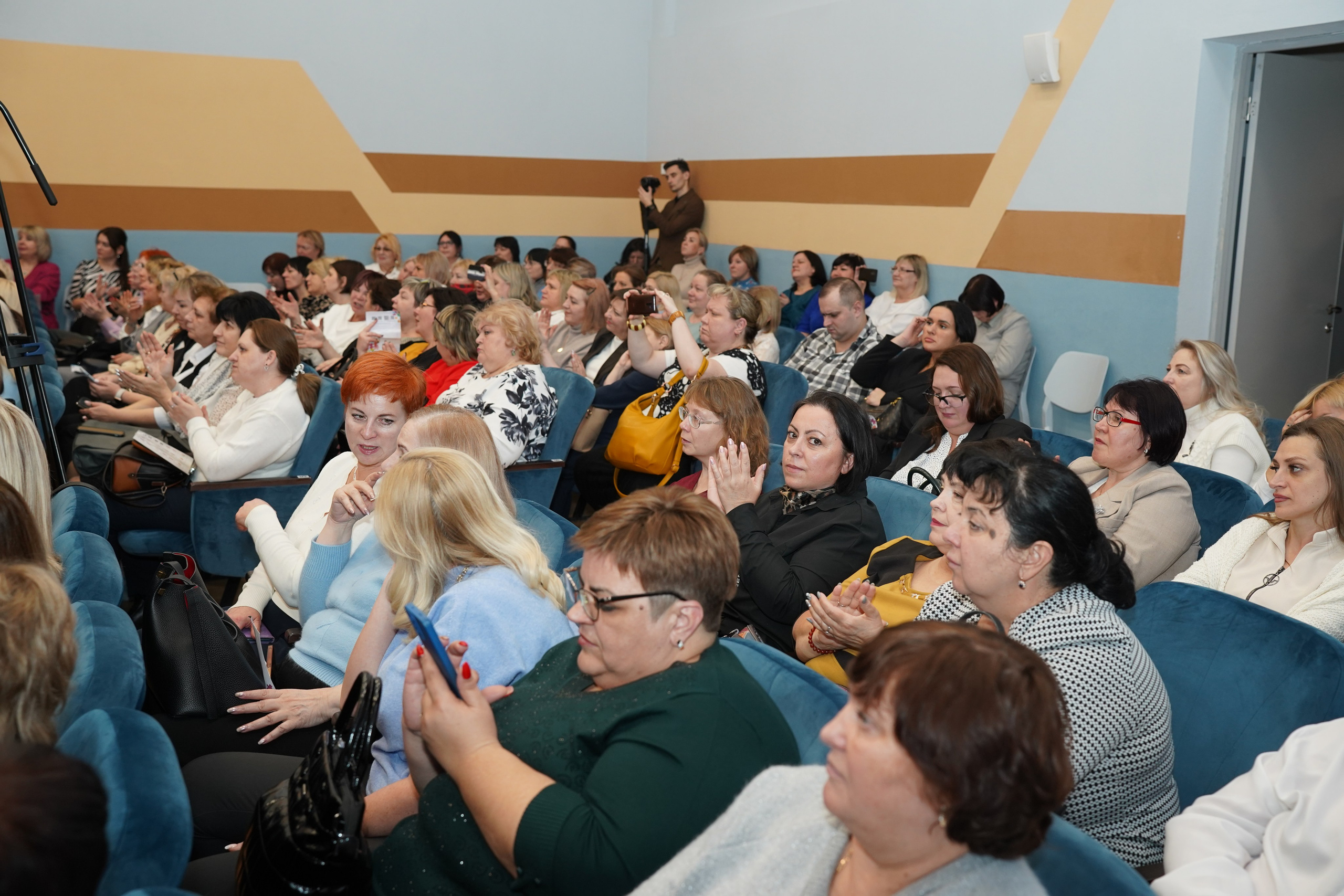 Мероприятие. MEMENTO.Выпускные альбомы, школьные, юбилейные и другие книги. Ростов-на-Дону