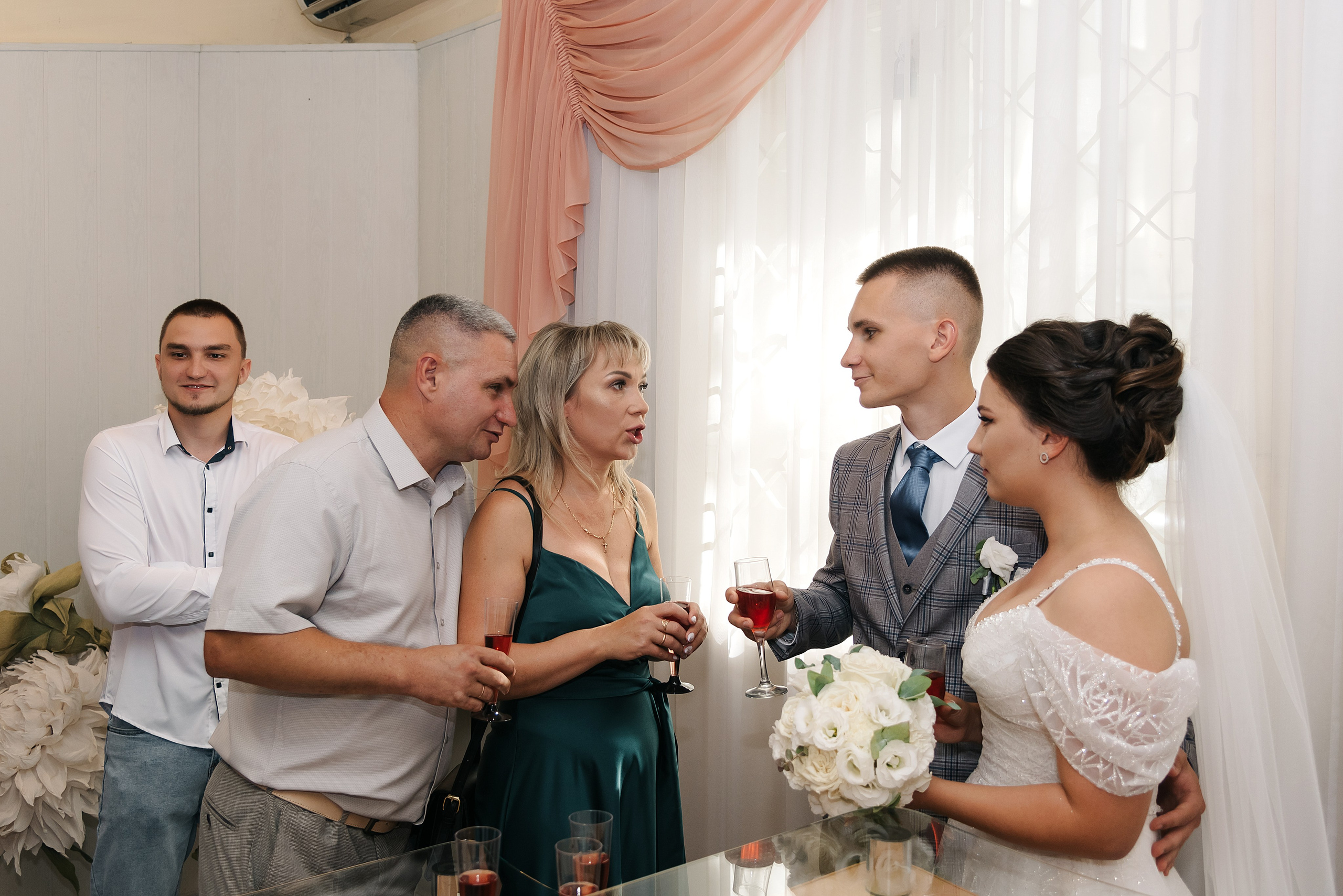 Роман и Карина. Фотограф Волжский Екатерина Егорова