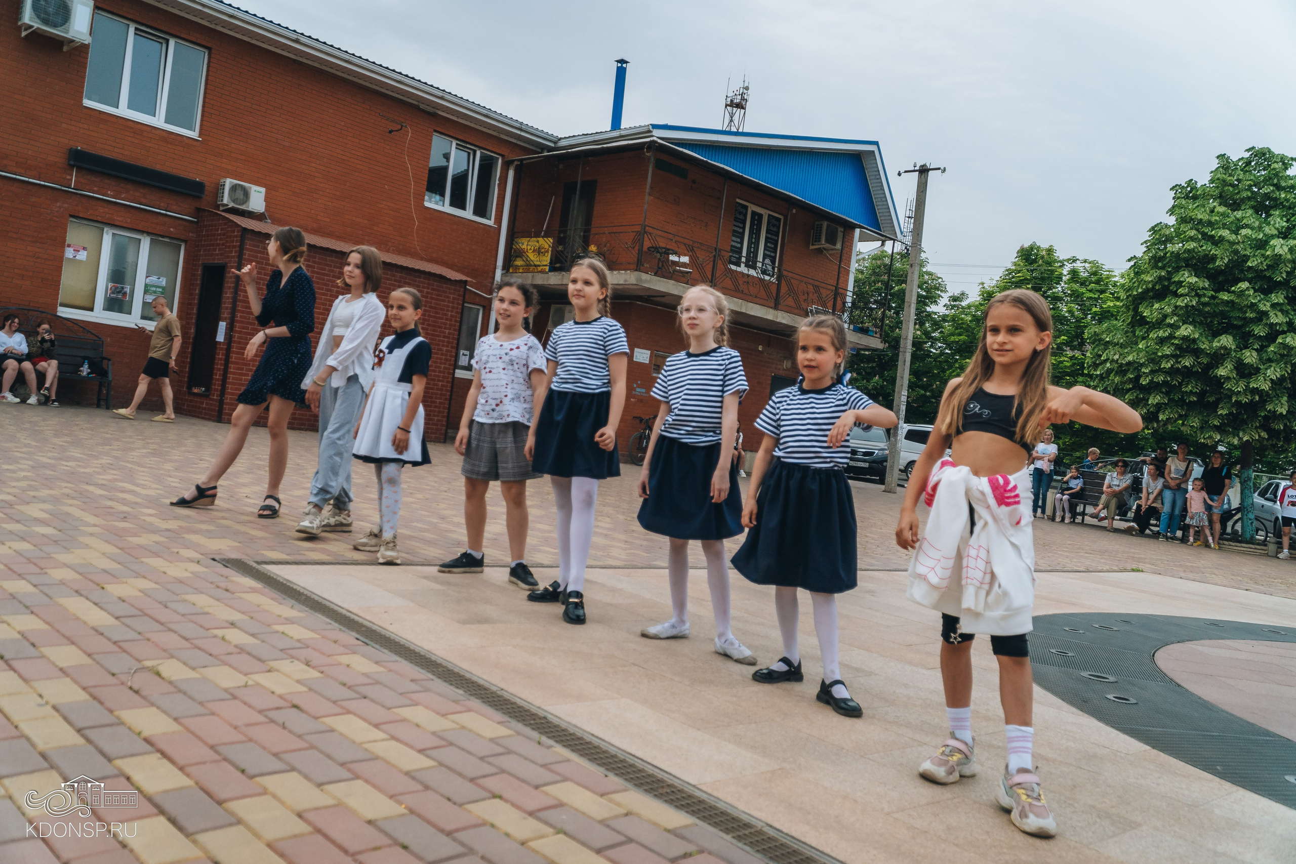 «Весна танцевальная». Новотитаровский Дом культуры