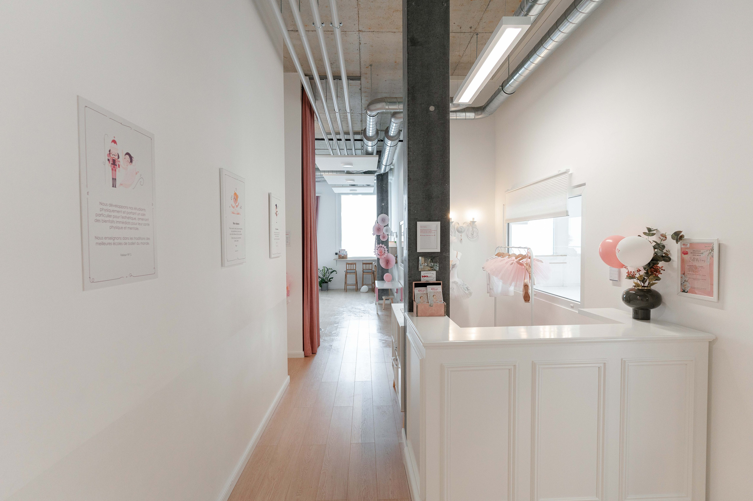 Commercial Photographer Geneva | Interior, Business & Restaurant Photography. Professional Wedding Photographer Geneva & Romande Switzerland | Tanya Creator