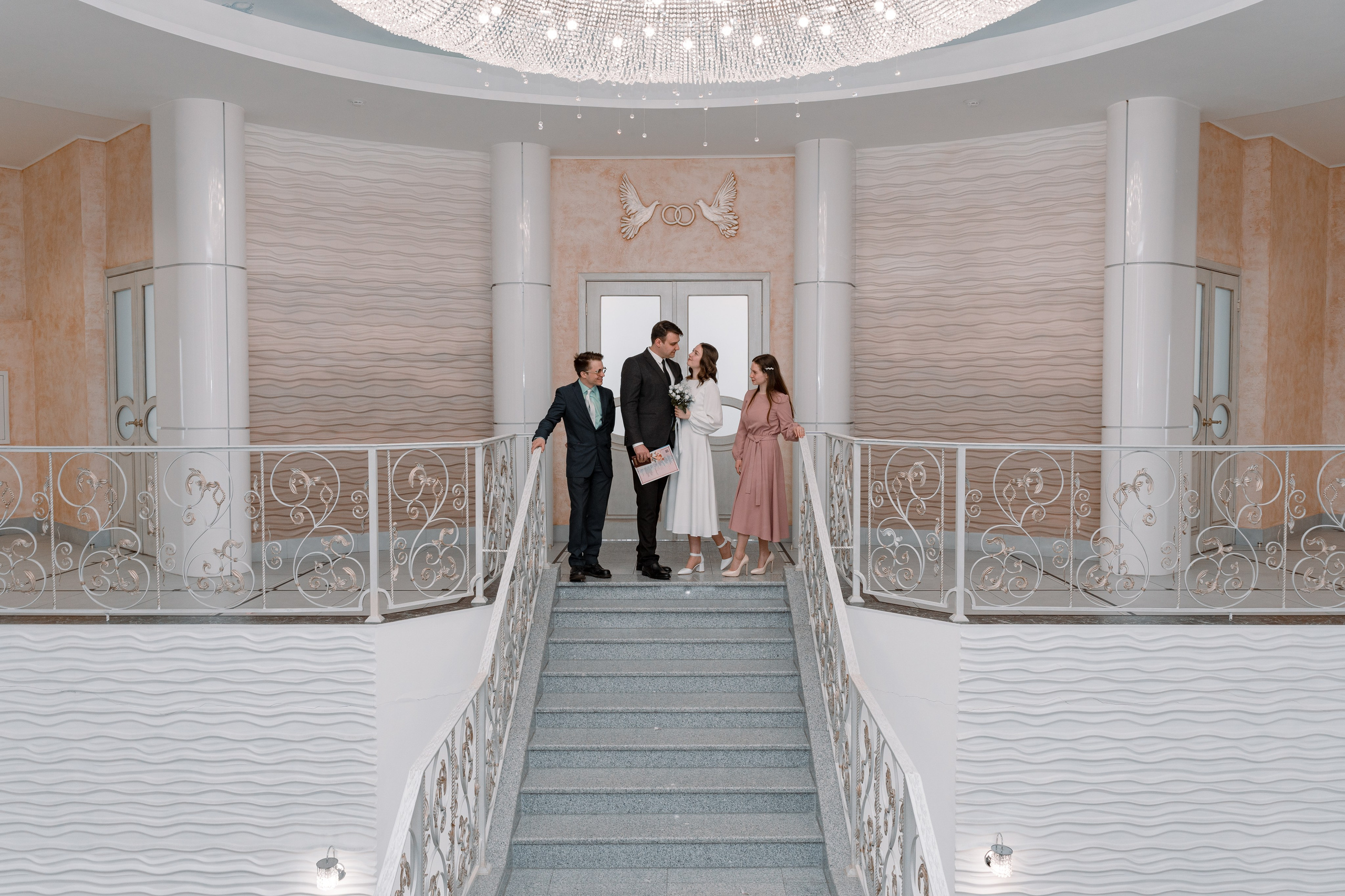 Альбом-портфолио свадебных снимков. Фотограф Ди Садчиков