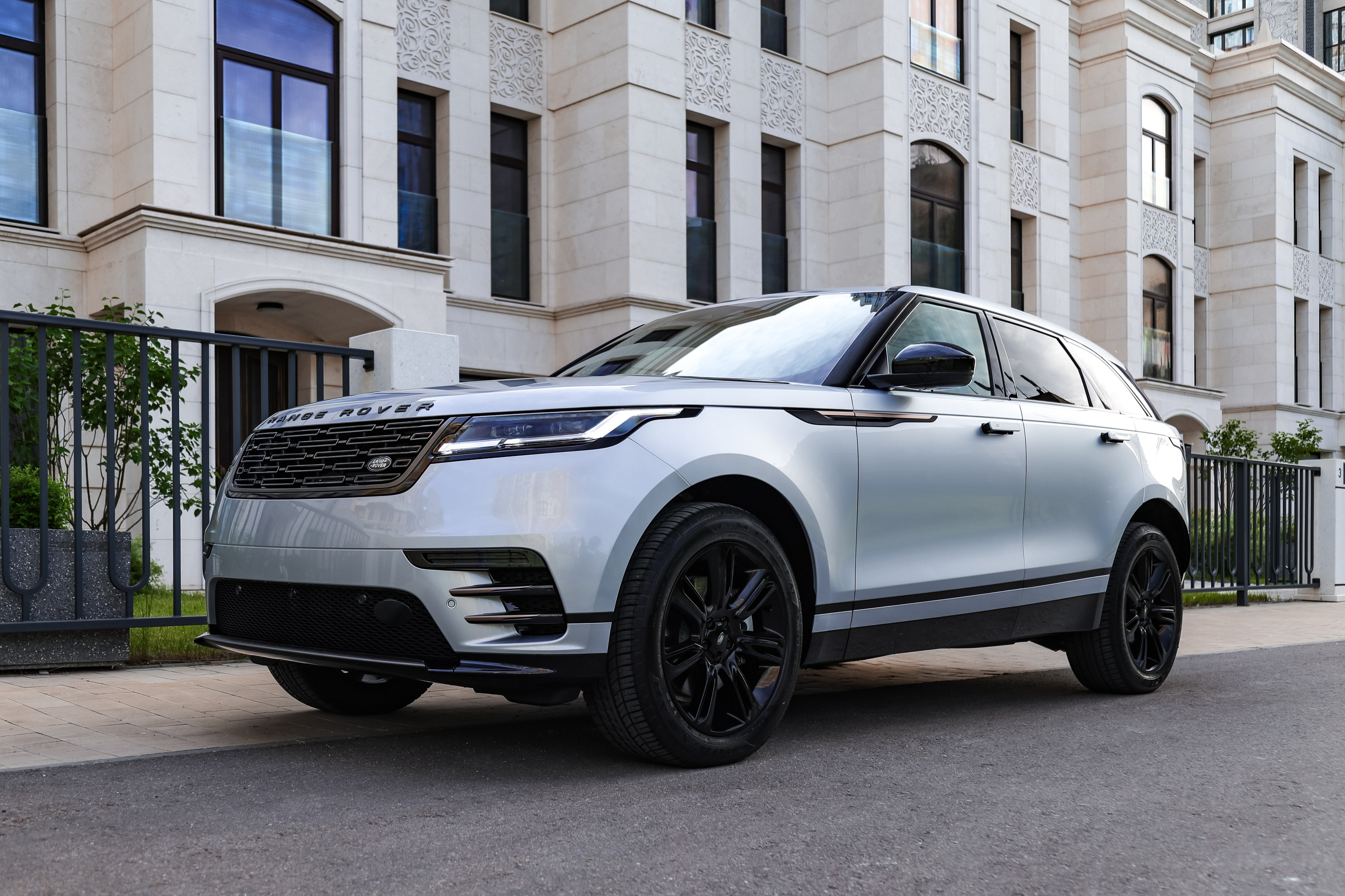 2024 RANGE ROVER VELAR 2.0 AT. Mixturecaptures