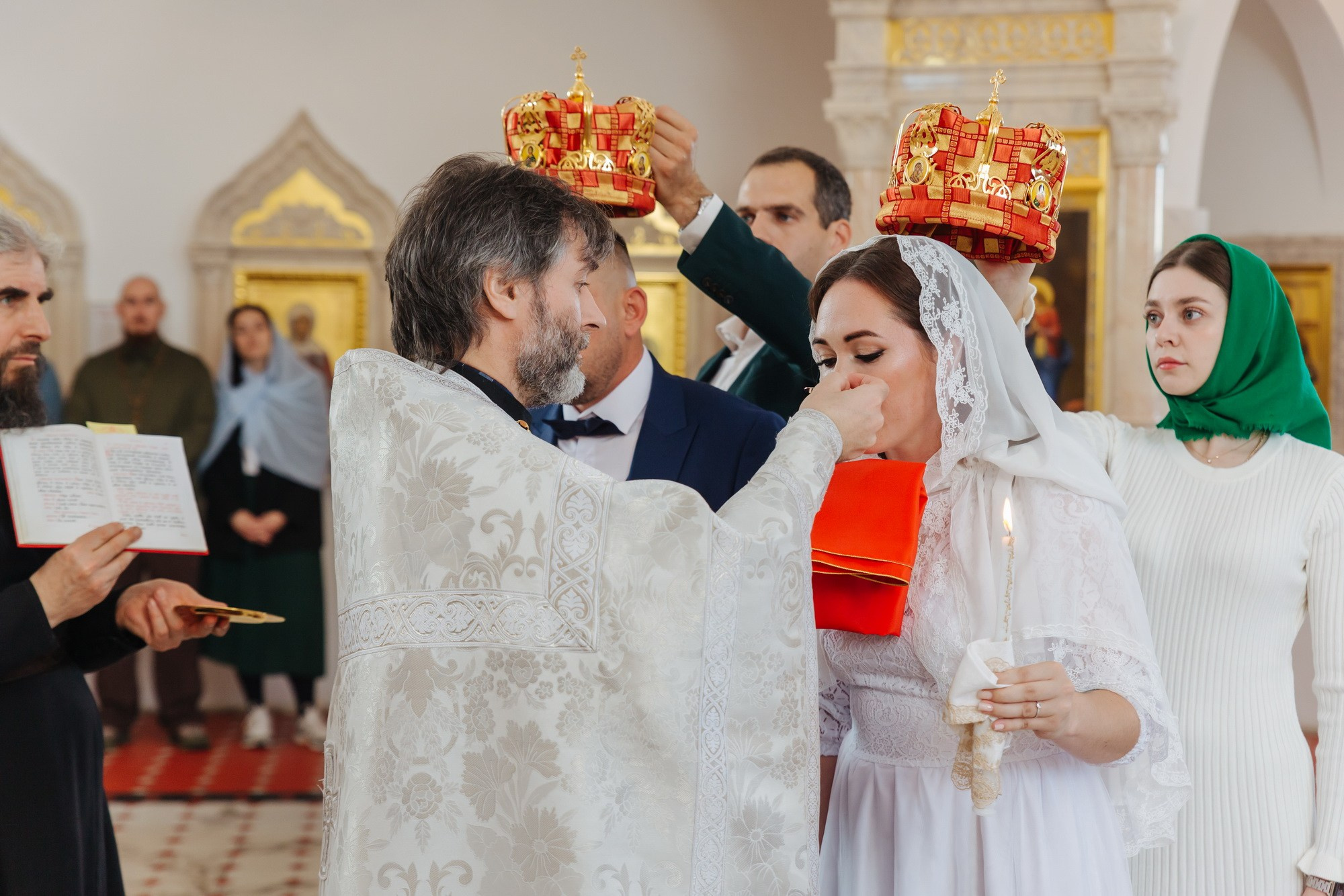 Венчание, церковь Преображения Господня в Лигово. Фотограф крещение венчание в Петербурге! Помогает подобрать храм и посоветовал душевного батюшку в СПб