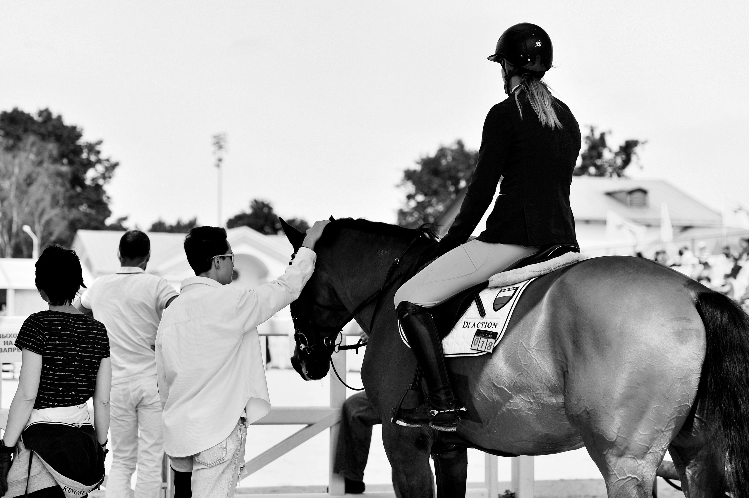 Репортаж Bitriver. Конный фотограф Alesya Safe