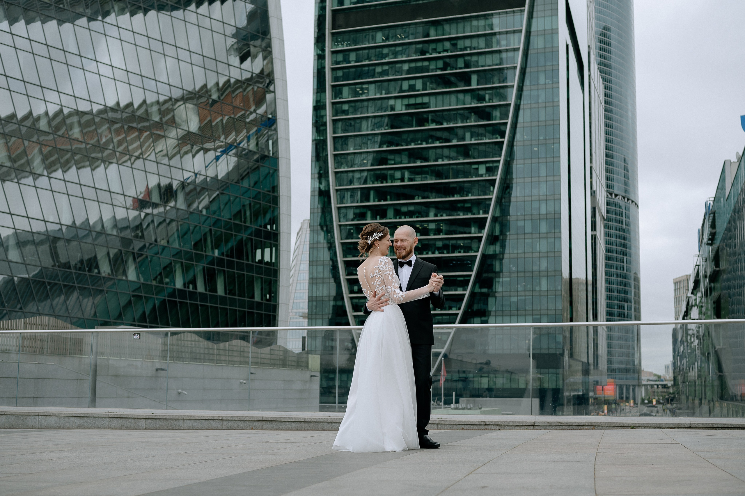 Свадебная прогулка Ани и Игоря в Москва-сити