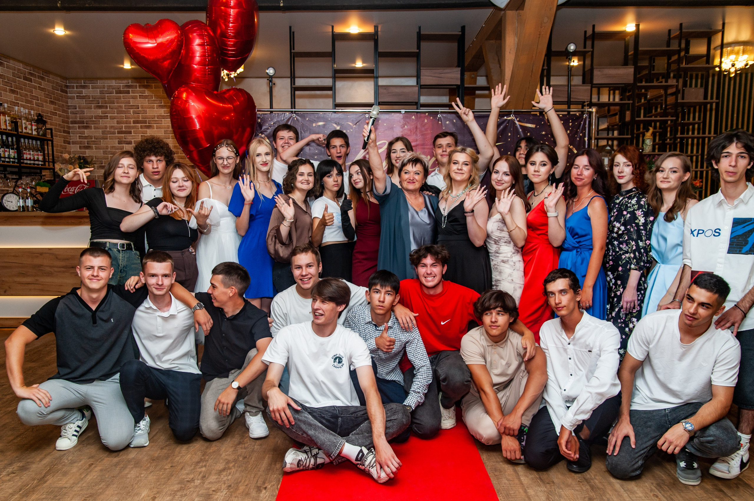 Выпускной МАОУ СОШ № 17 им. Эдуарда Есаяна. Свадебный и семейный фотограф Денис Лукьянов в Краснодаре, Краснодарском крае и Республике Крым