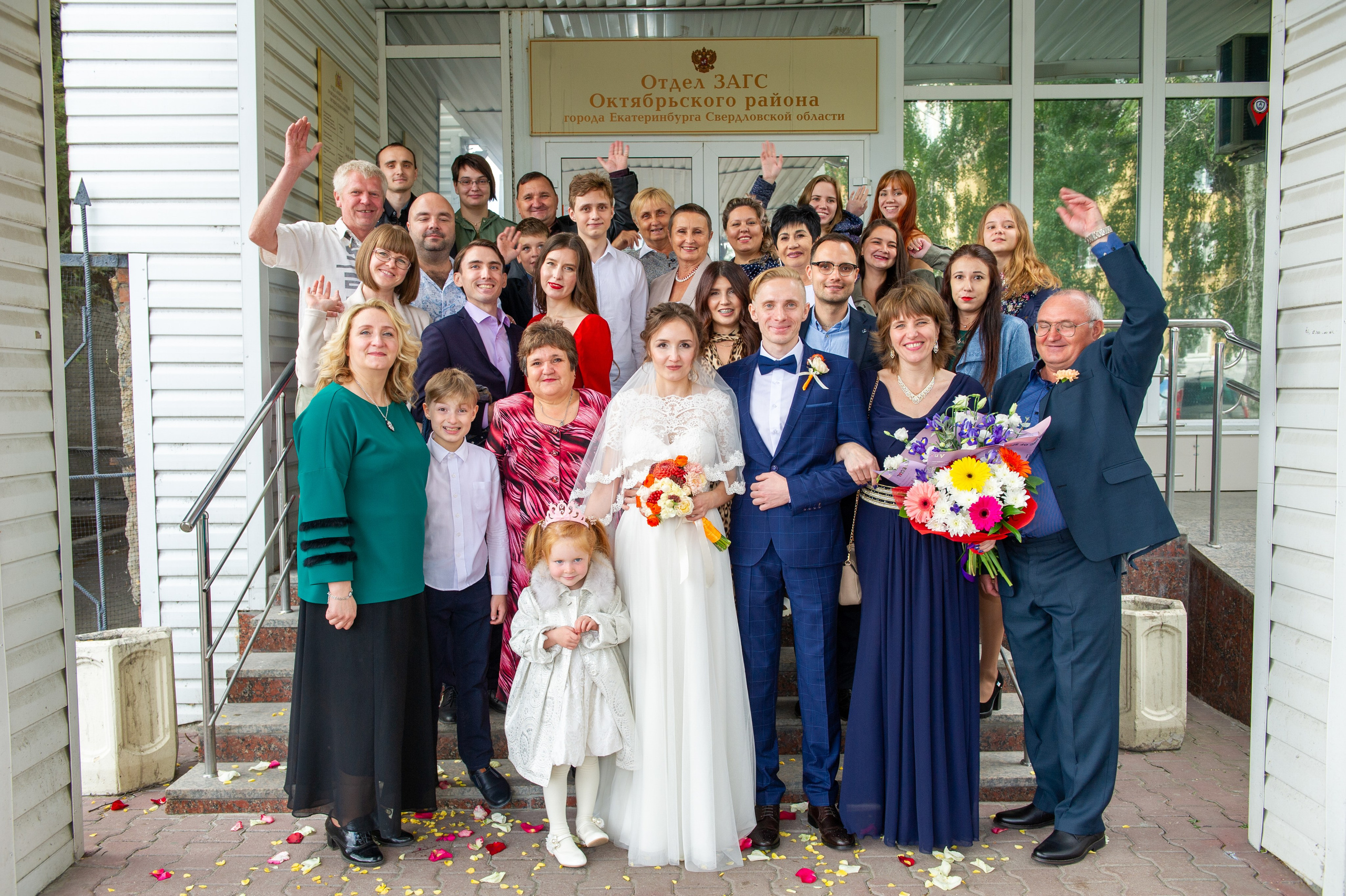 Саша и Арина. Семейный и женский фотограф, контент фотосессия в Екатеринбурге