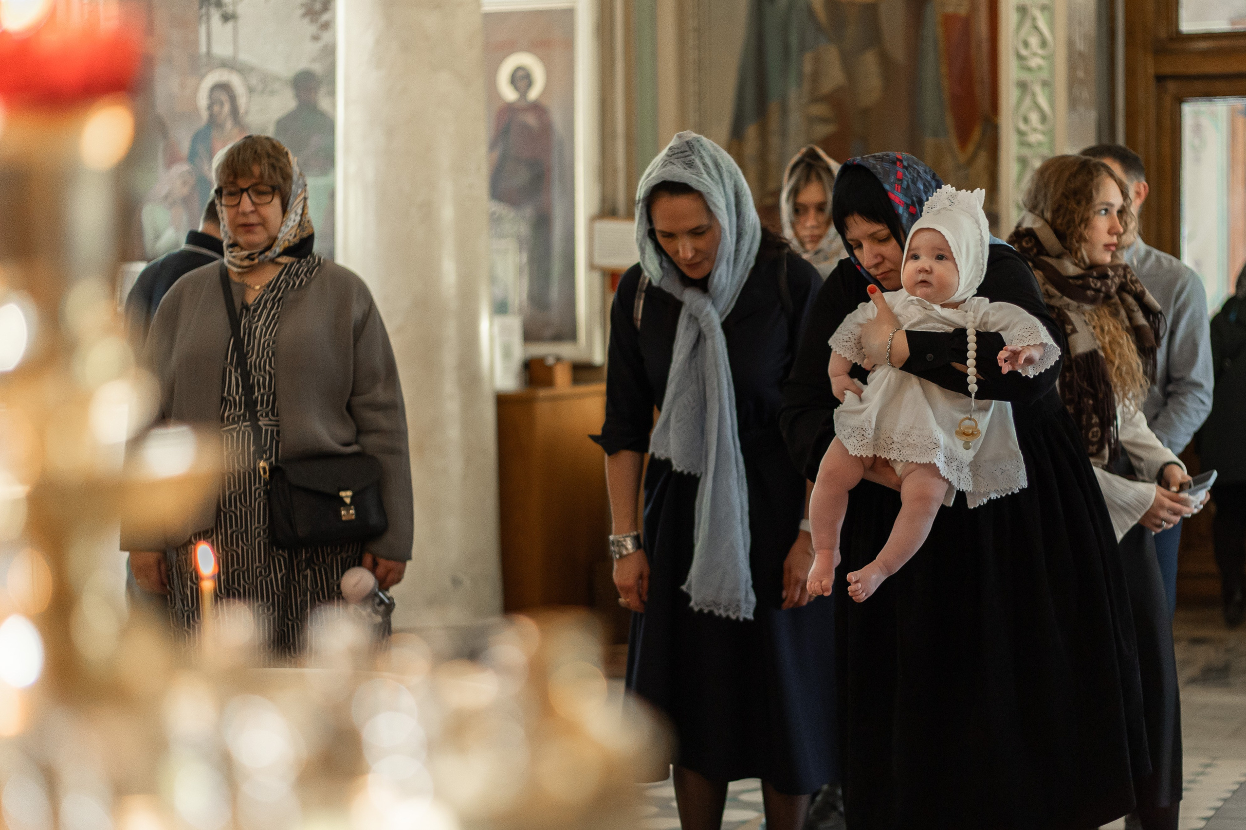 Крещение в Храме Веры, Надежды, Любови и матери их Софии. Профессиональный фотограф в Москве и Мо Мария Шантарёва